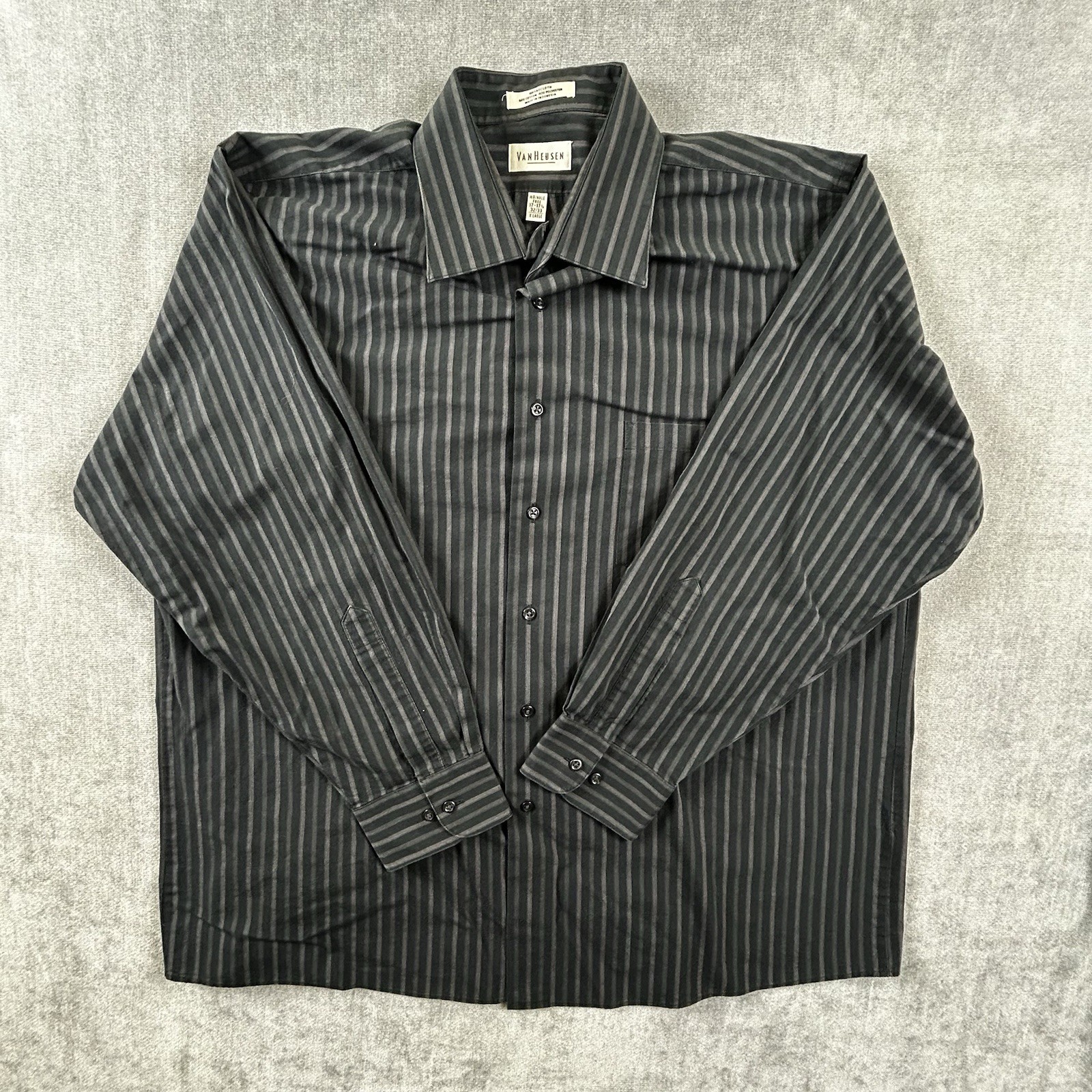 Van Heusen Broadcloth Shirt Mens 17-17.5 32/33 Black Stripe Long Sleeve Button