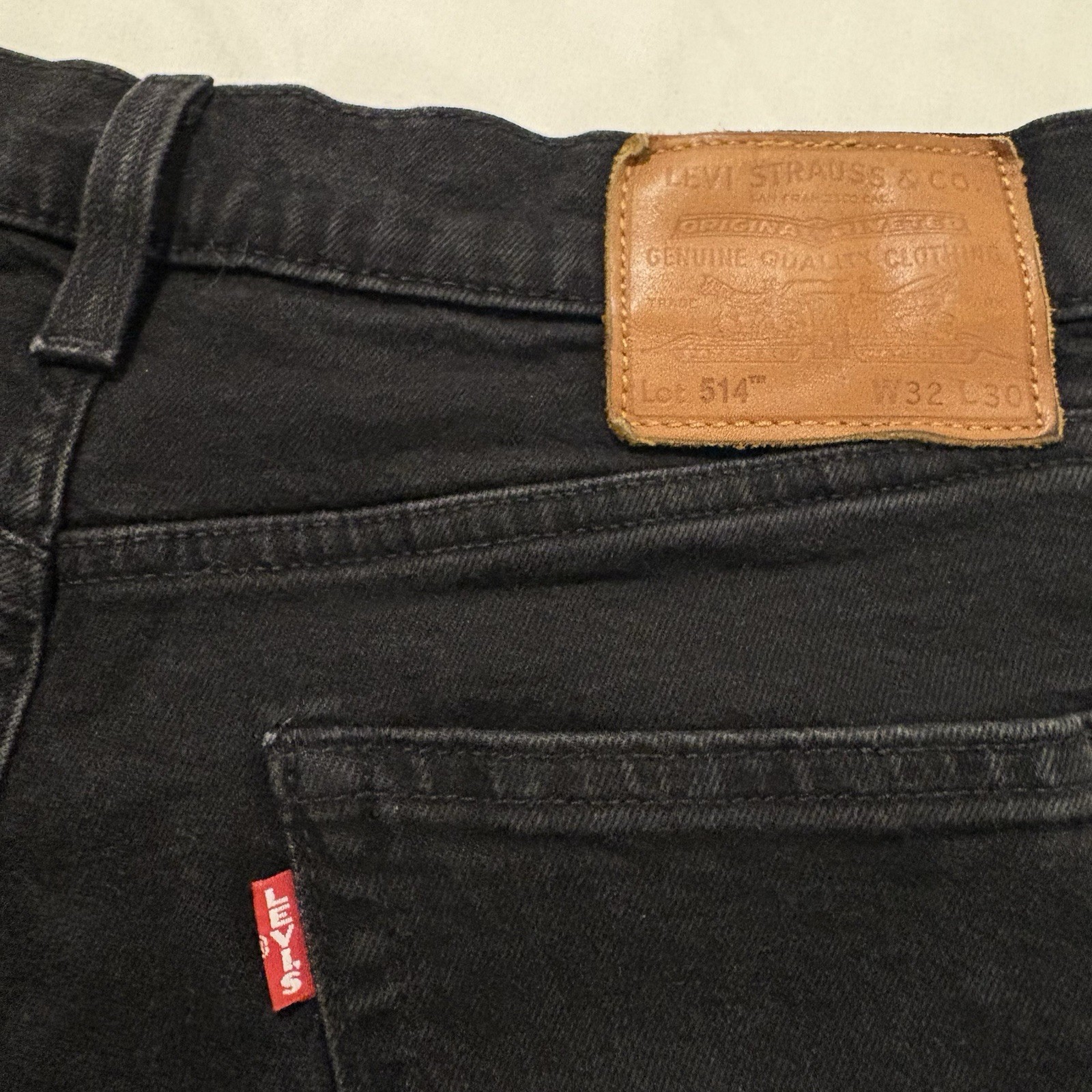 Levis 514 Straight Fit Jeans Mens 32×30 Black Dark Wash Denim Pants Red Tab