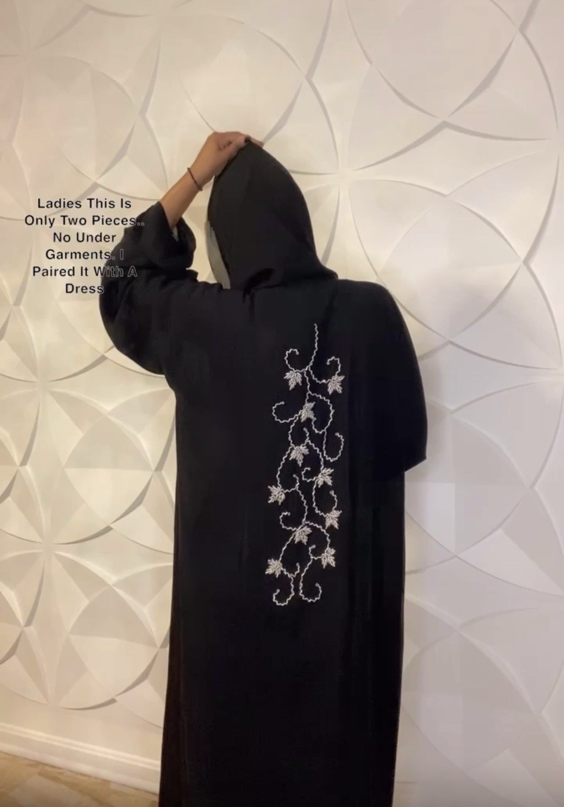 Modest Abaya Dress Open Front Black Size 58 in length Lightweight Elegant