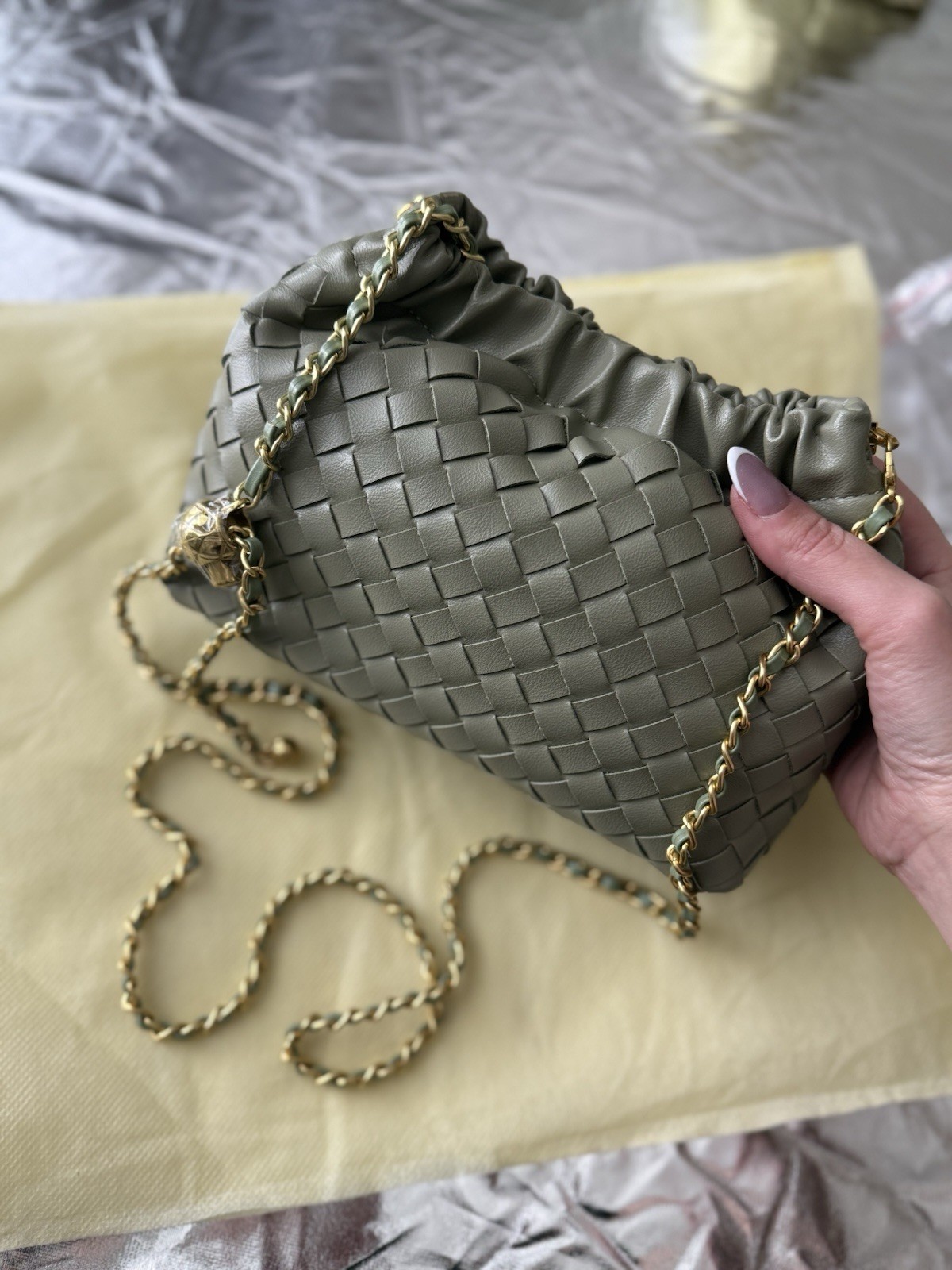 Woven Eco-Leather Mini Bag Charming Woven Mini Bag Olive Green