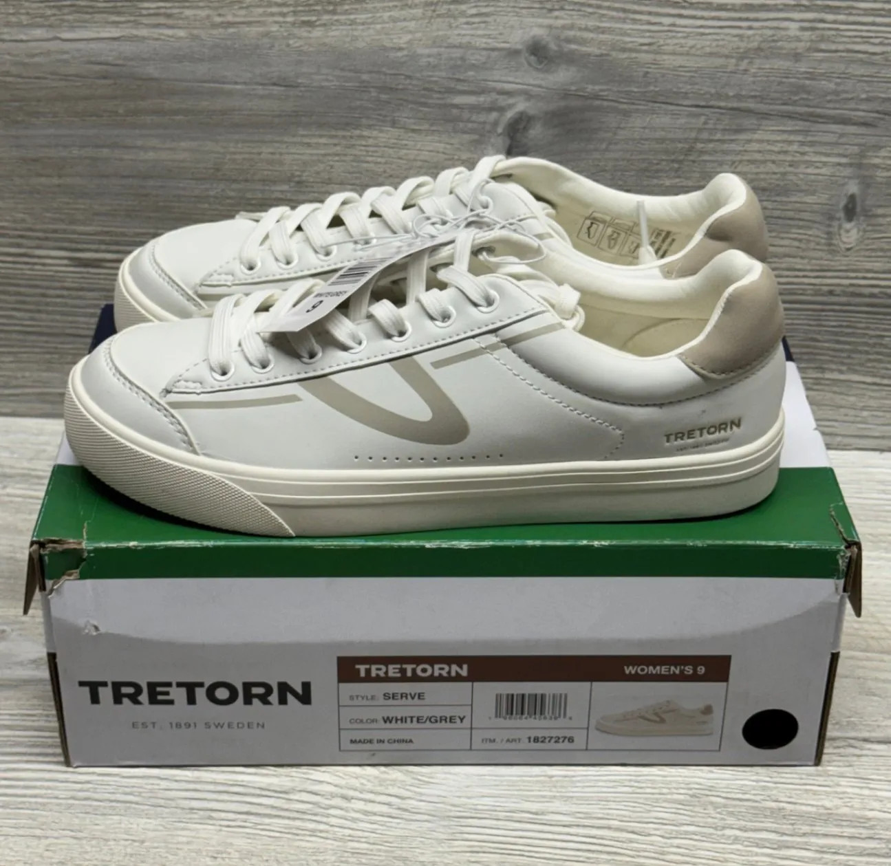 New Tretorn Serve Women’s 9 White Grey Sneakers Memory Foam Footbed Shoes