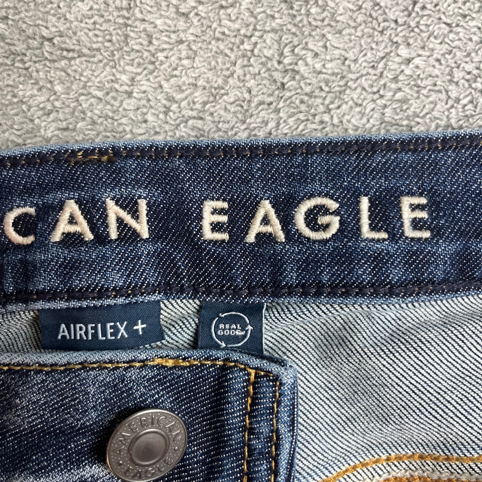 American Eagle Airflex+ Distressed Cut-off Denim Unisex Jhorts US 32 B181