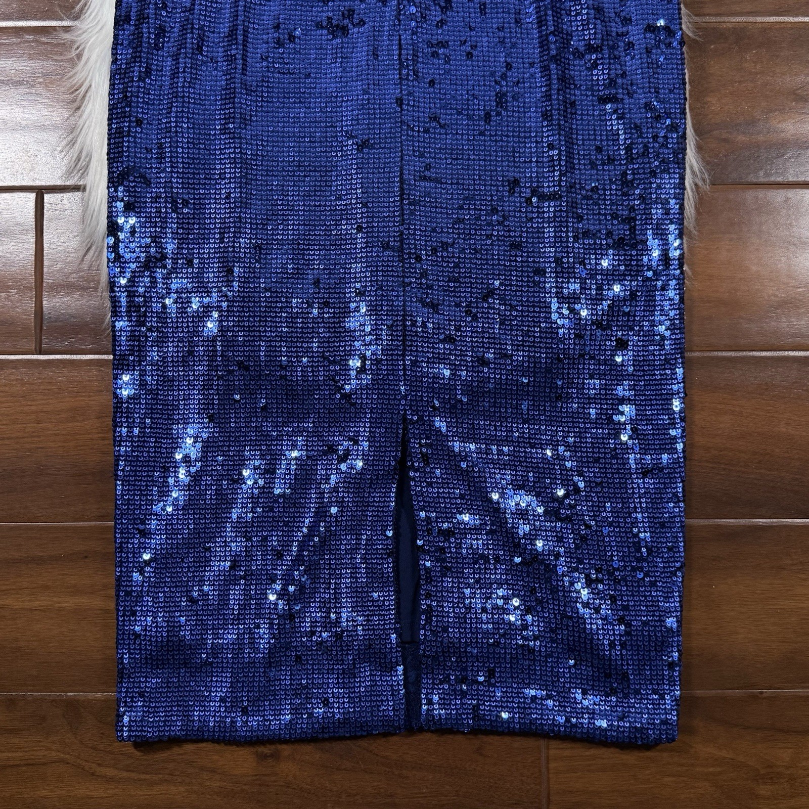 Dress the Population Size Medium Blue Sequin Sloane Sleeveless Sheath Dress