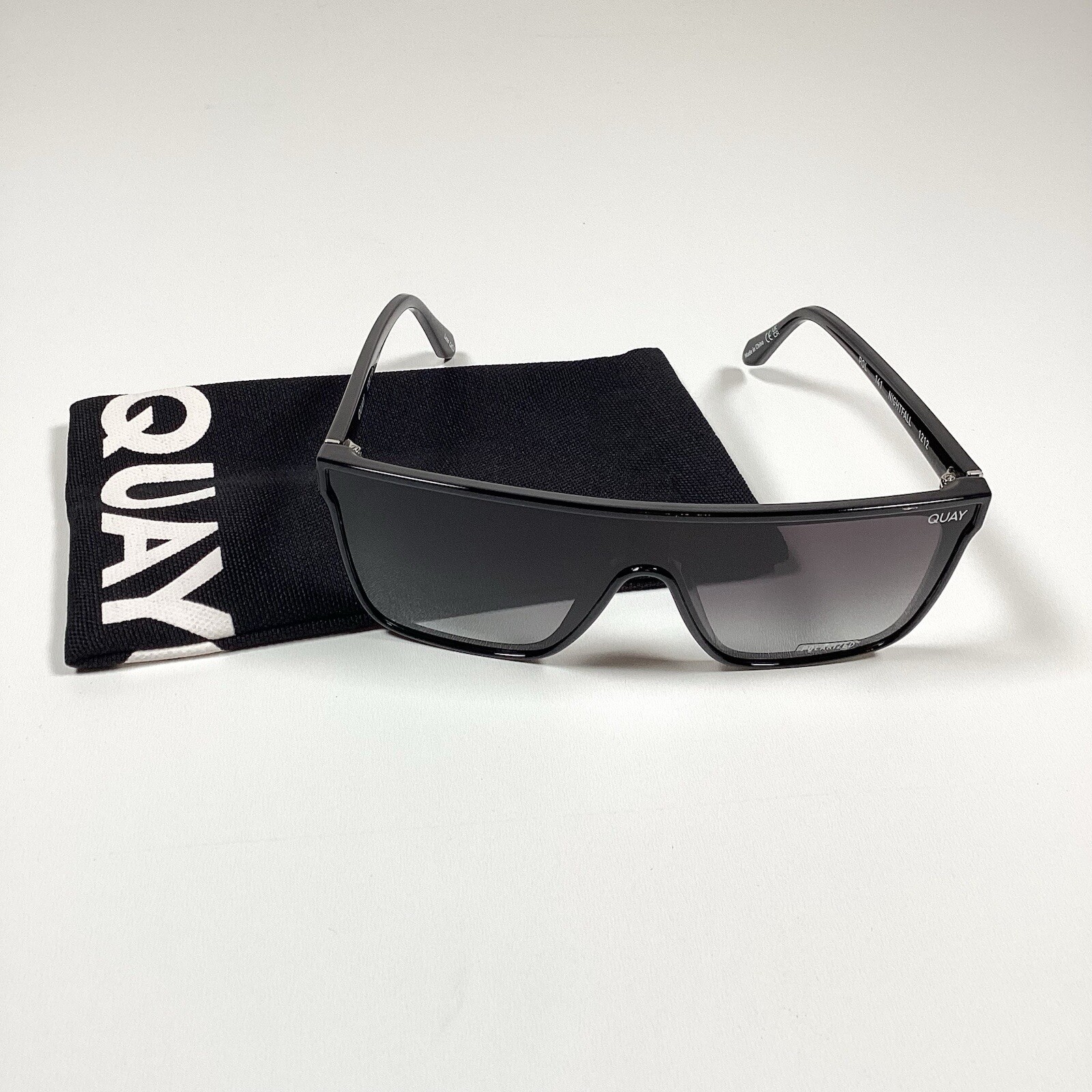Quay Australia POLARIZED NIGHTFALL Split Sunglasses – BRANDE NEW W/ CASE!