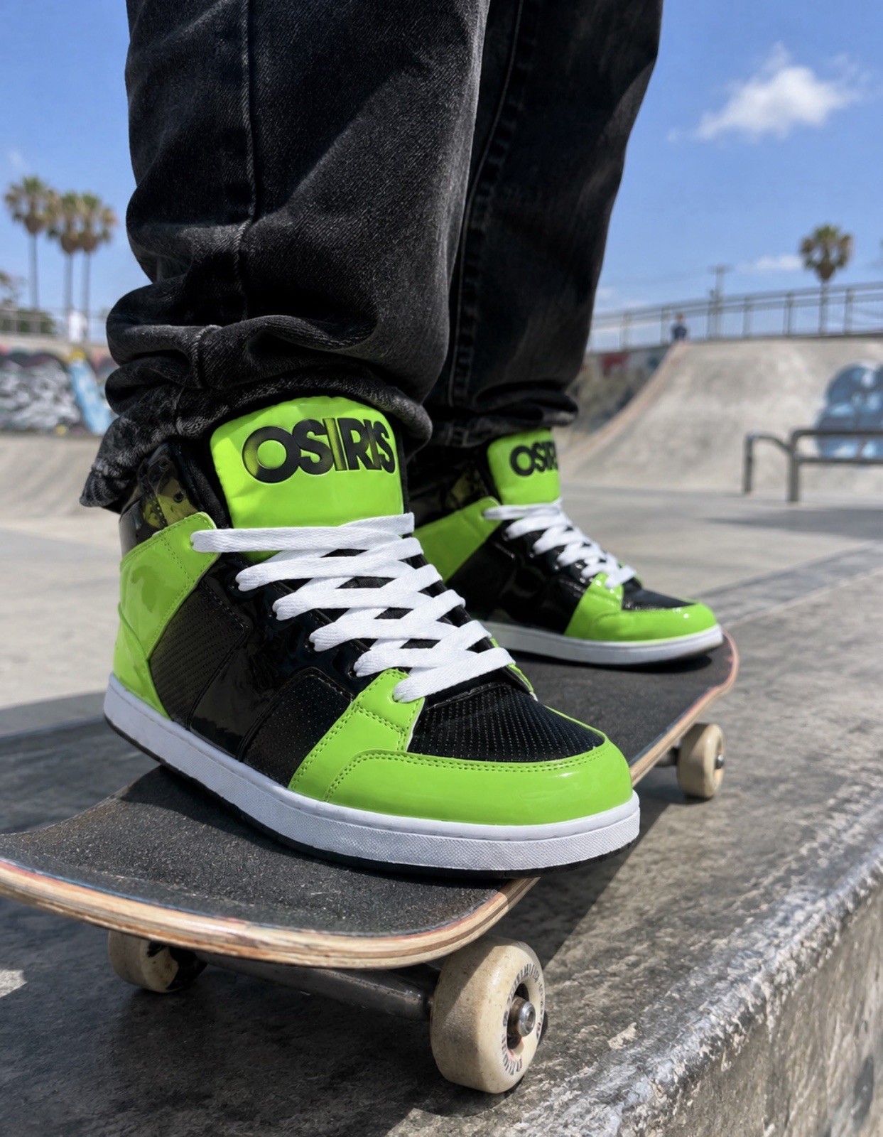Osiris High Top Skate Shoes Mens Size 13 Black Neon Green White Sneakers