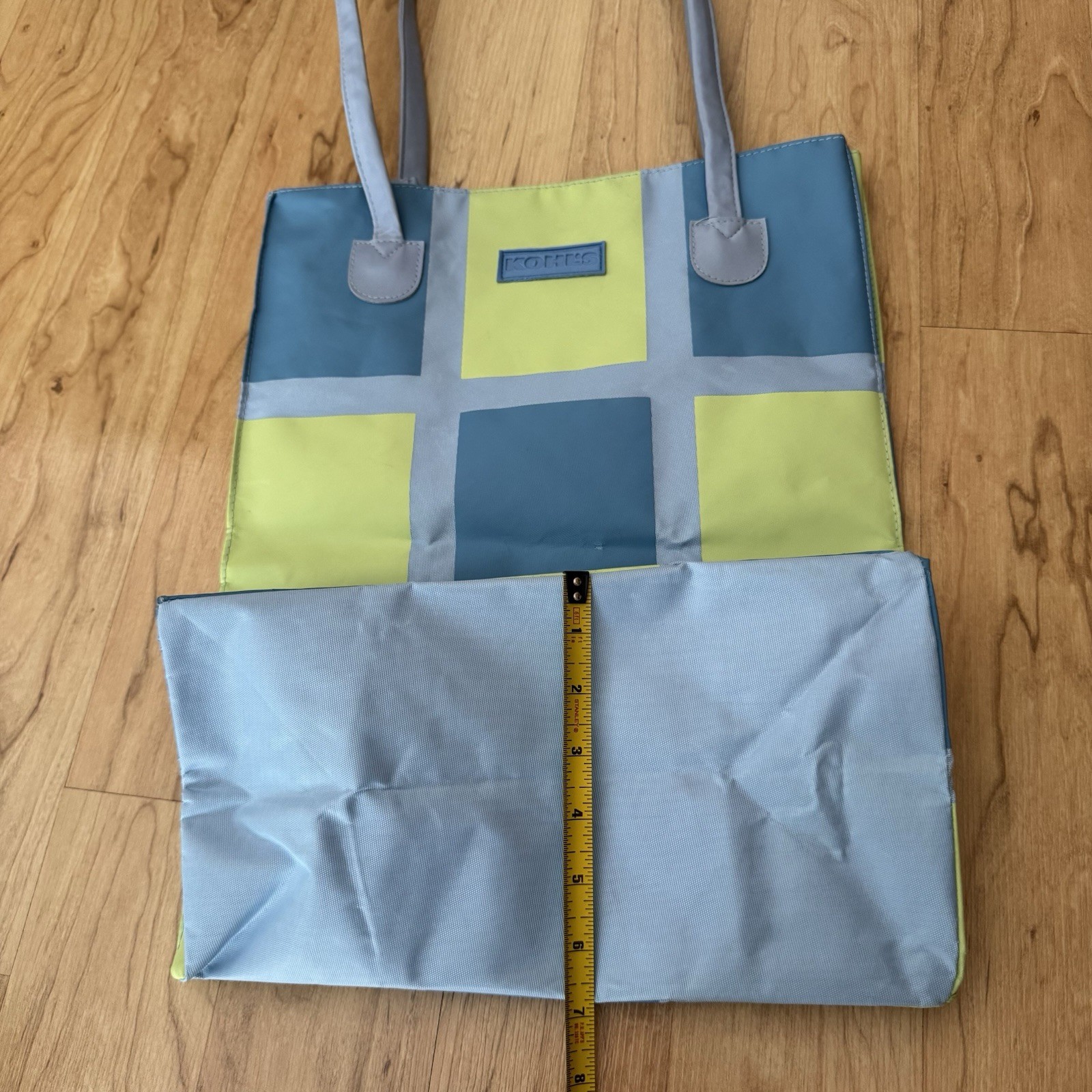 KOHLS BLUE GREEN TOTE SHOPPING CARRYING BEACH BAG 17×13” RUBBER LINED ZIPPER NEW