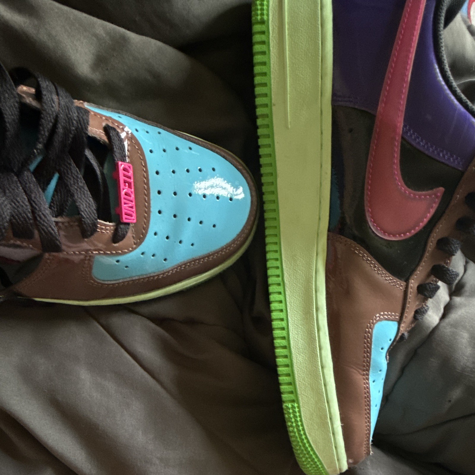 Nike Air Force 1 Low Top Unisex Kids 10.5 Leather Colorblock Sneakers