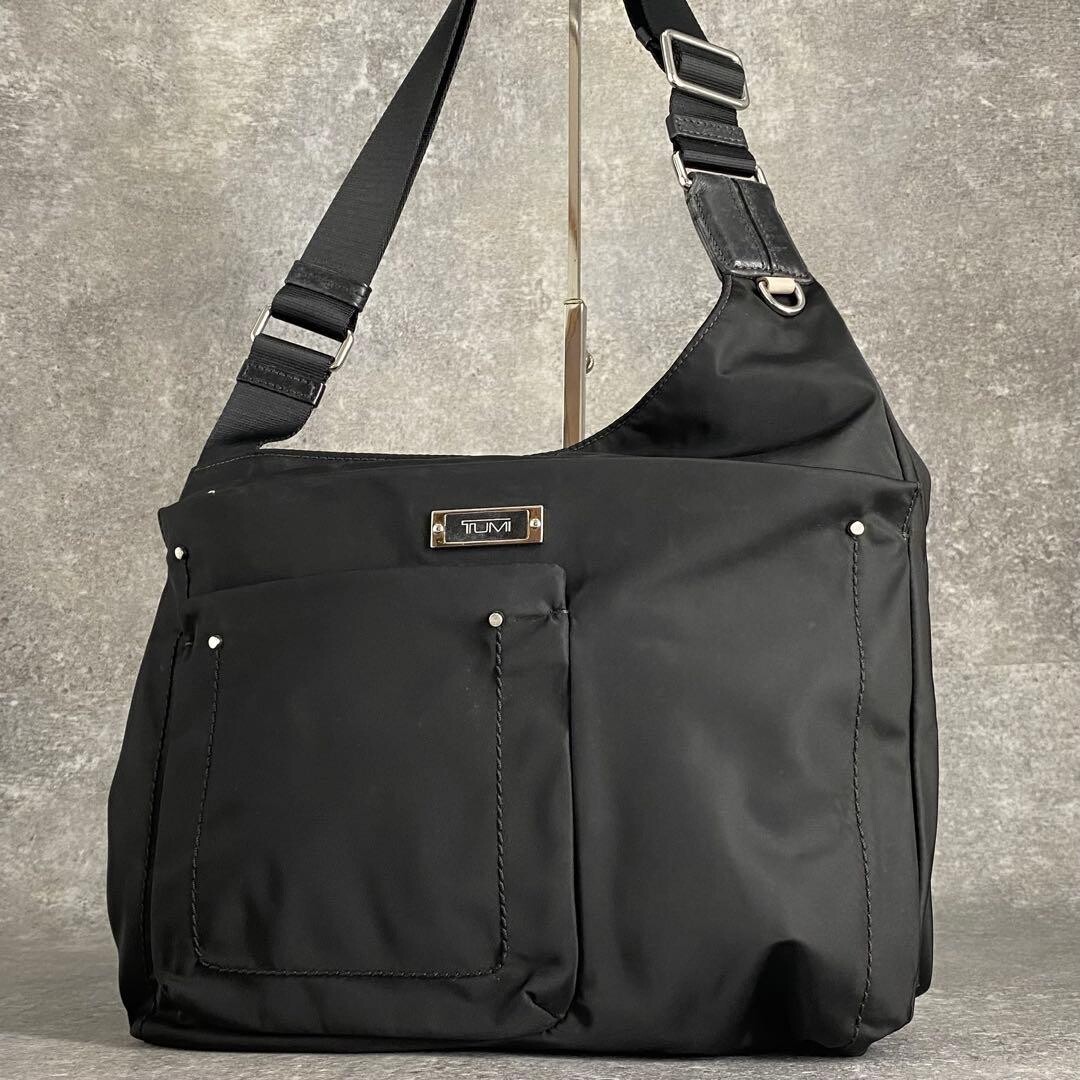 TUMI Sumatra Black Nylon Crossbody Bag Shoulder Bag Men Woven 12.6 x 11.4 in