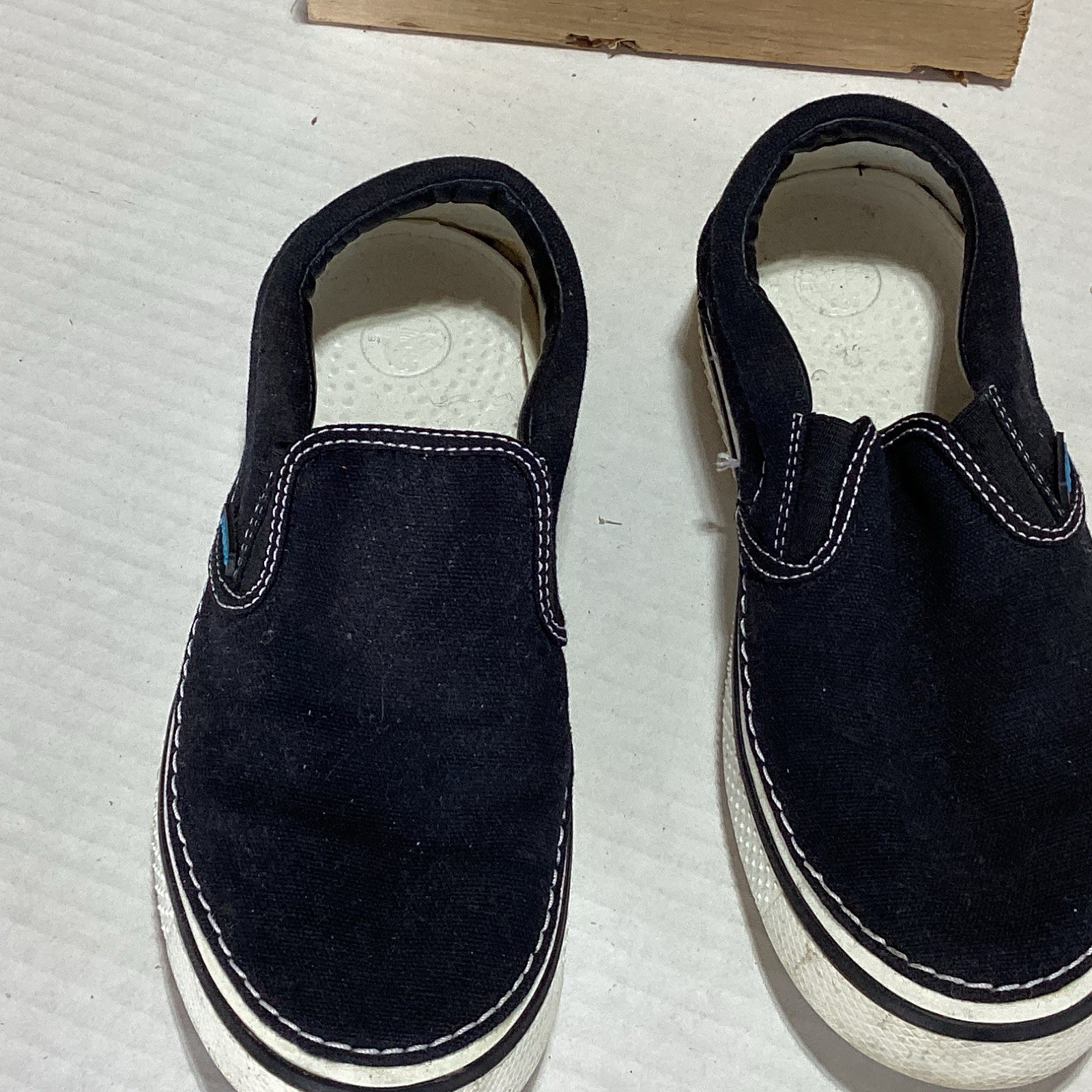 Crocs Hoover Unisex m5/w7 /j6Slip-On Canvas Casual Shoes