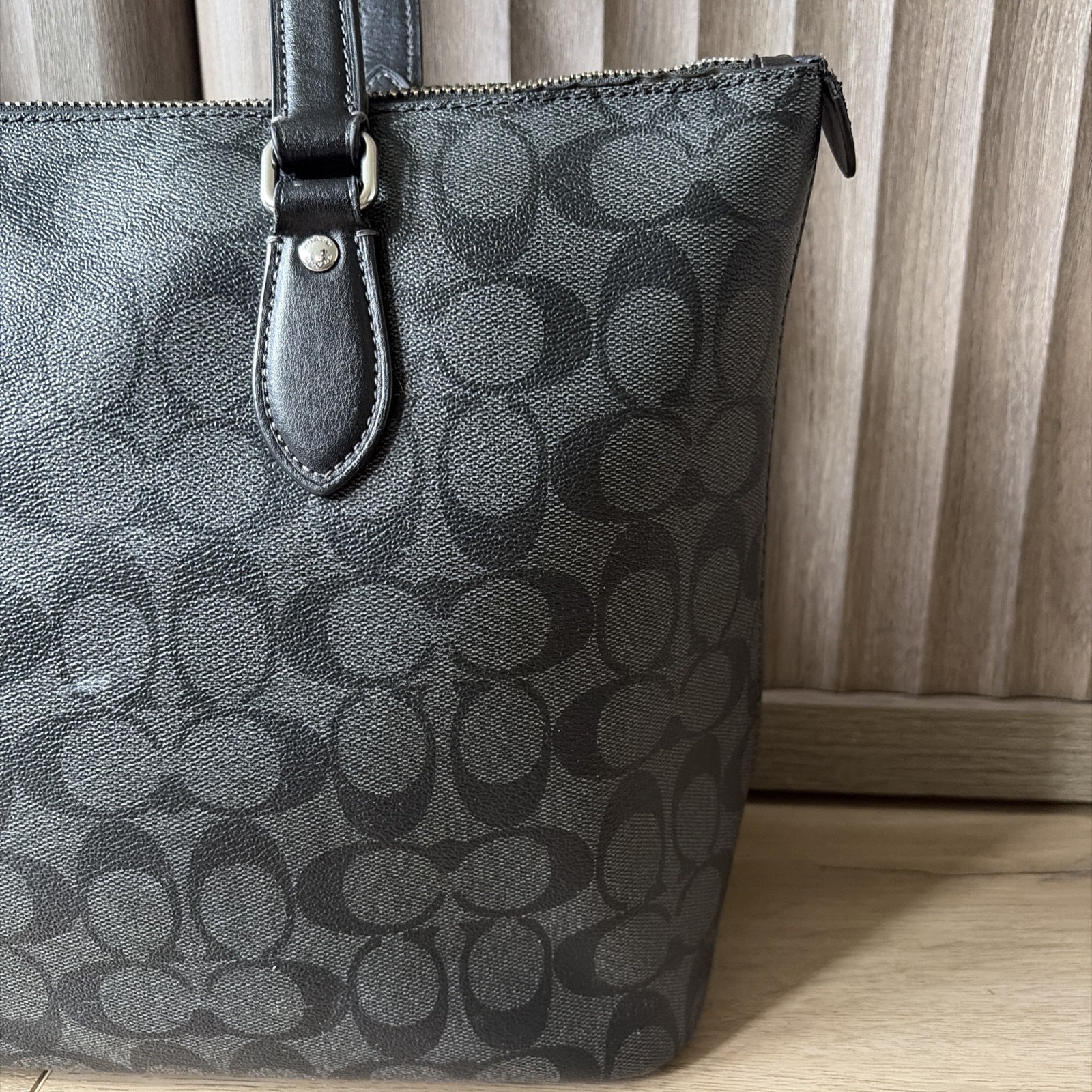 Coach Gallery Tote CH504 Signature Canvas Black Smoke Zip Top Shoulder Bag