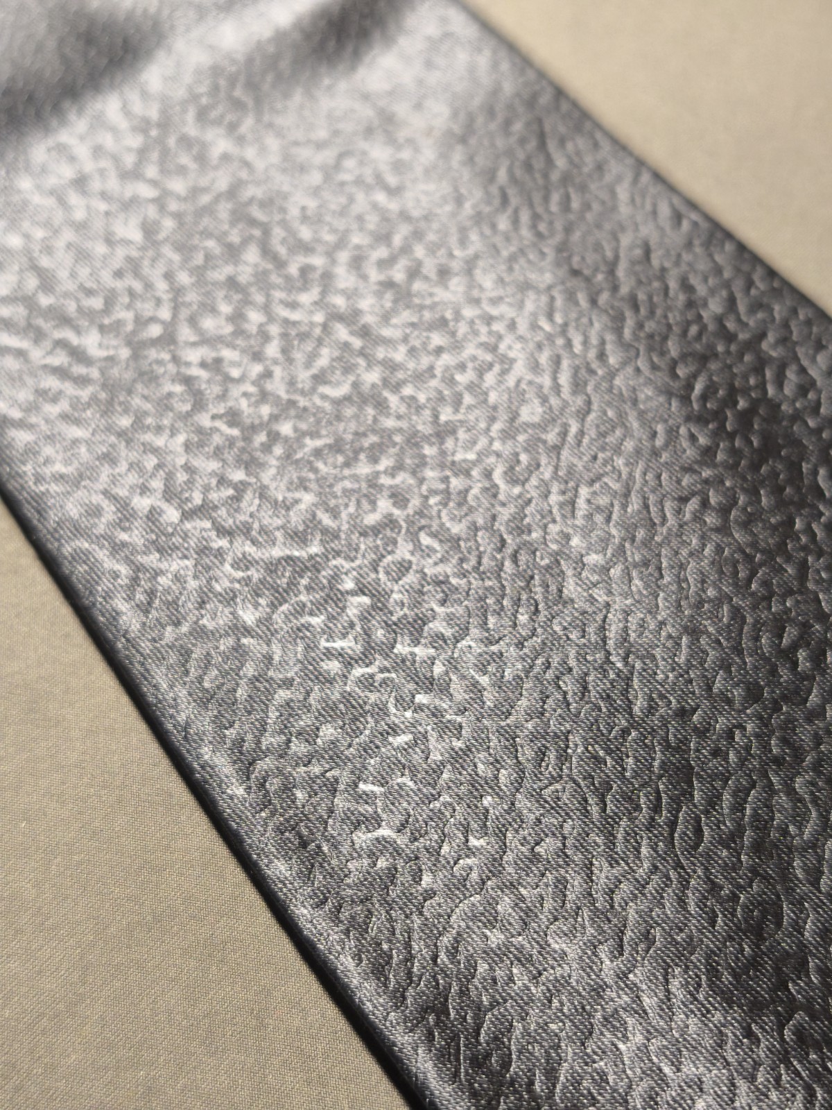 Women’s Karan NY – Solid Color Grey Silk Leather Effect Tie Made In USA
