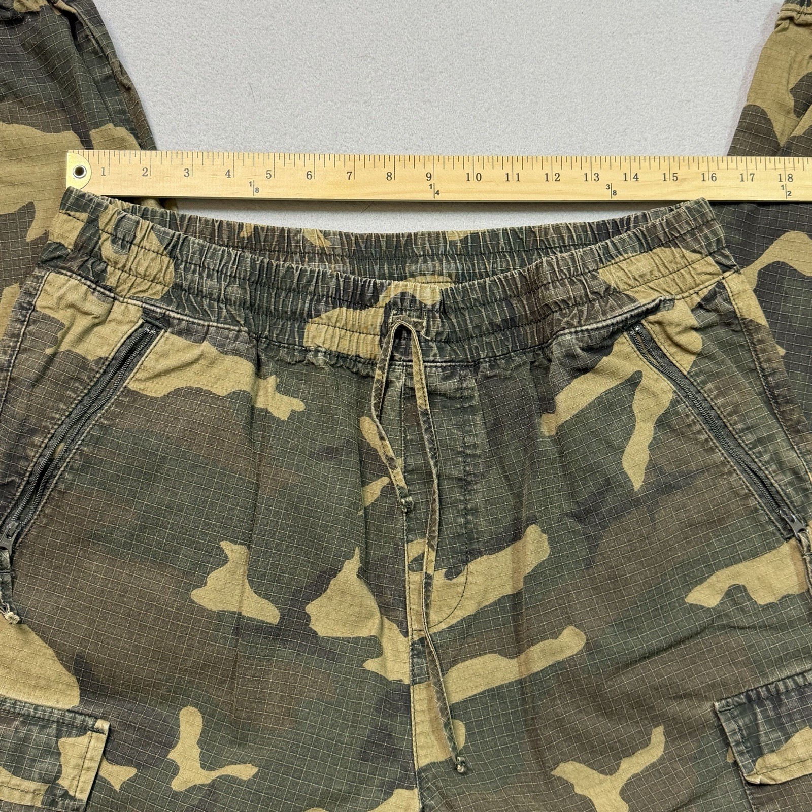 Carhartt WIP Green Cargo Jogger 6.5 Oz Ripstop Camo Combi Large