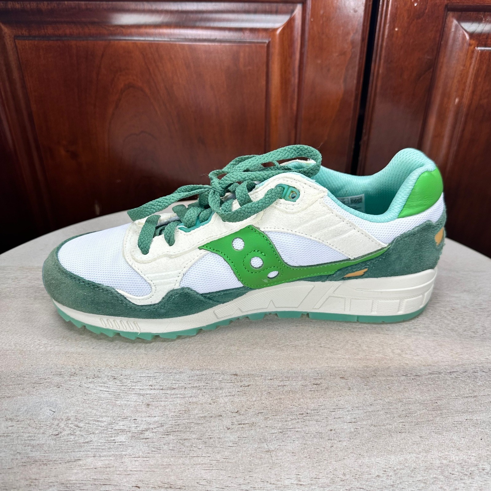 Saucony Shadow 5000 Mens Size 8 Green White Retro Running Sneakers S70769-1