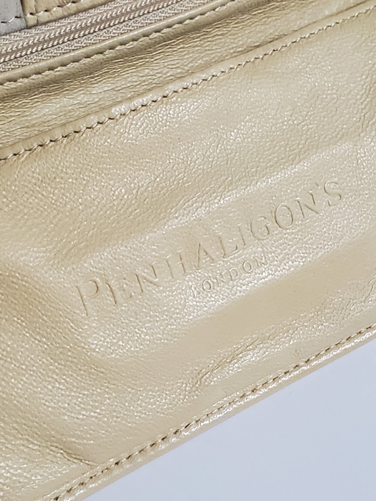 Penhaligon’s Nappa Leather Beige Leather Makeup Brush Holder Travel Pouch