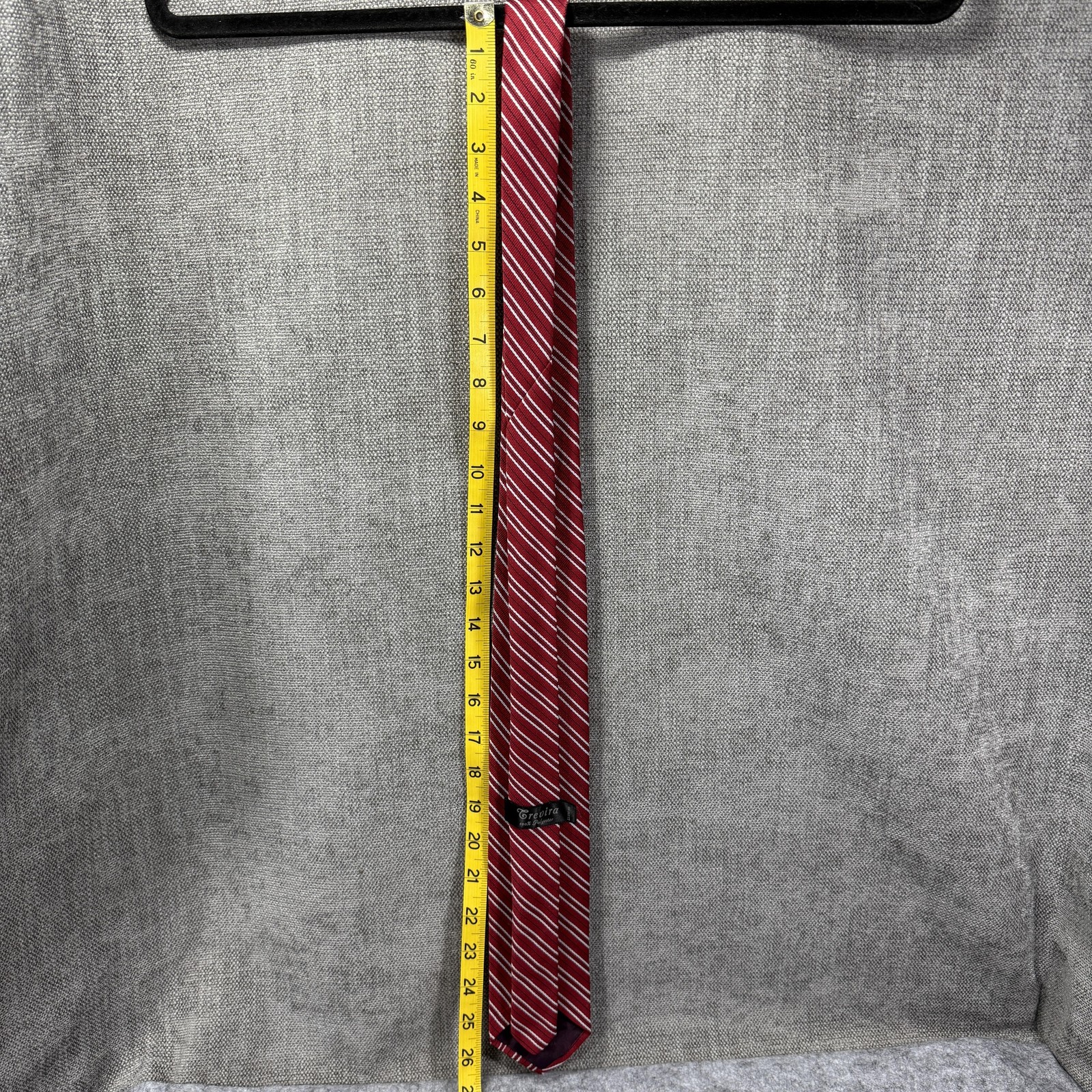 Trevira Tie Mens One Size Red Diagonal Stripe Polyester Dress Neckwear 52 in