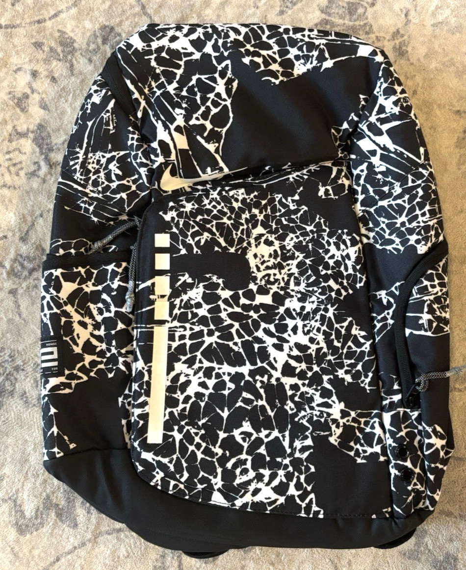 Nike Elite Pro 32L Basketball Backpack Black White Sports Bag
