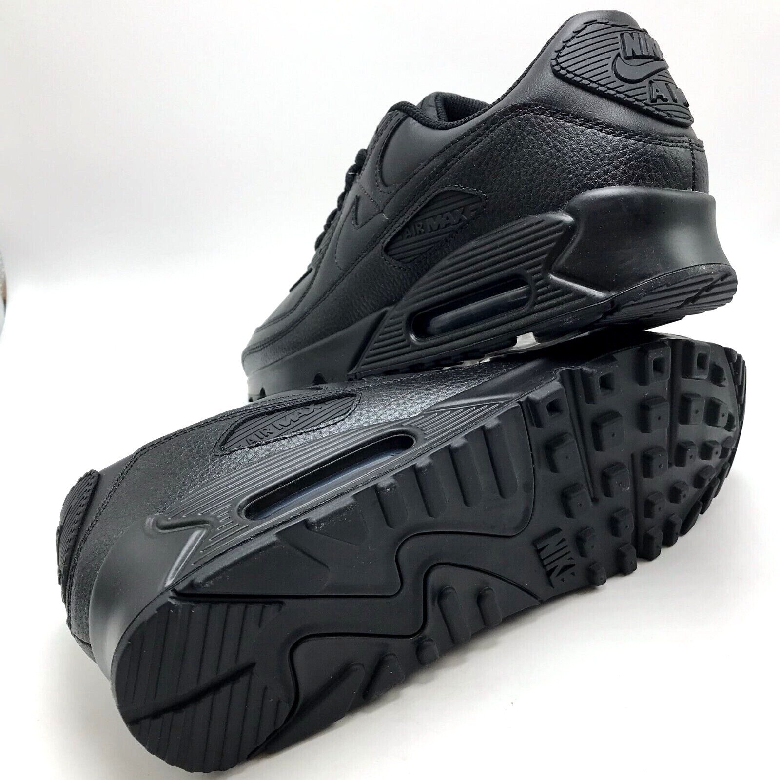 *NEW* Men Nike Air Max 90 Leather Black/Black (CZ5594 001), Sz 8.0 – 14.0