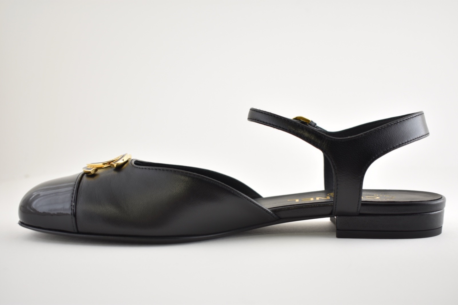 Chanel 25P Black Patent Gold CC Slingback Ankle Strap Ballerina Ballet Flat 37