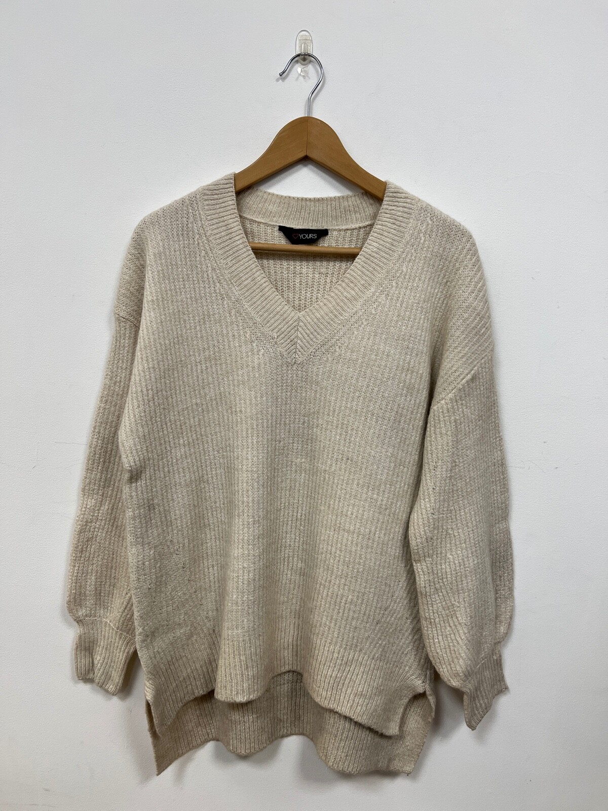 Ladies Ex Yours Plus Size V-Neck Jumper Size 16 18 20 22-24 26-28 30-32 34-36