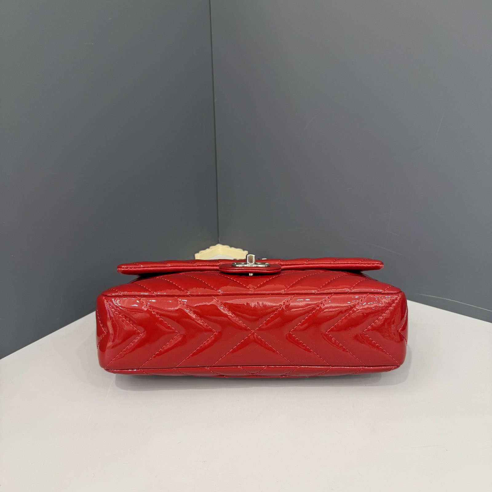 Chanel Medium Single Flap Red Patent Calfskin (hs040926d3)