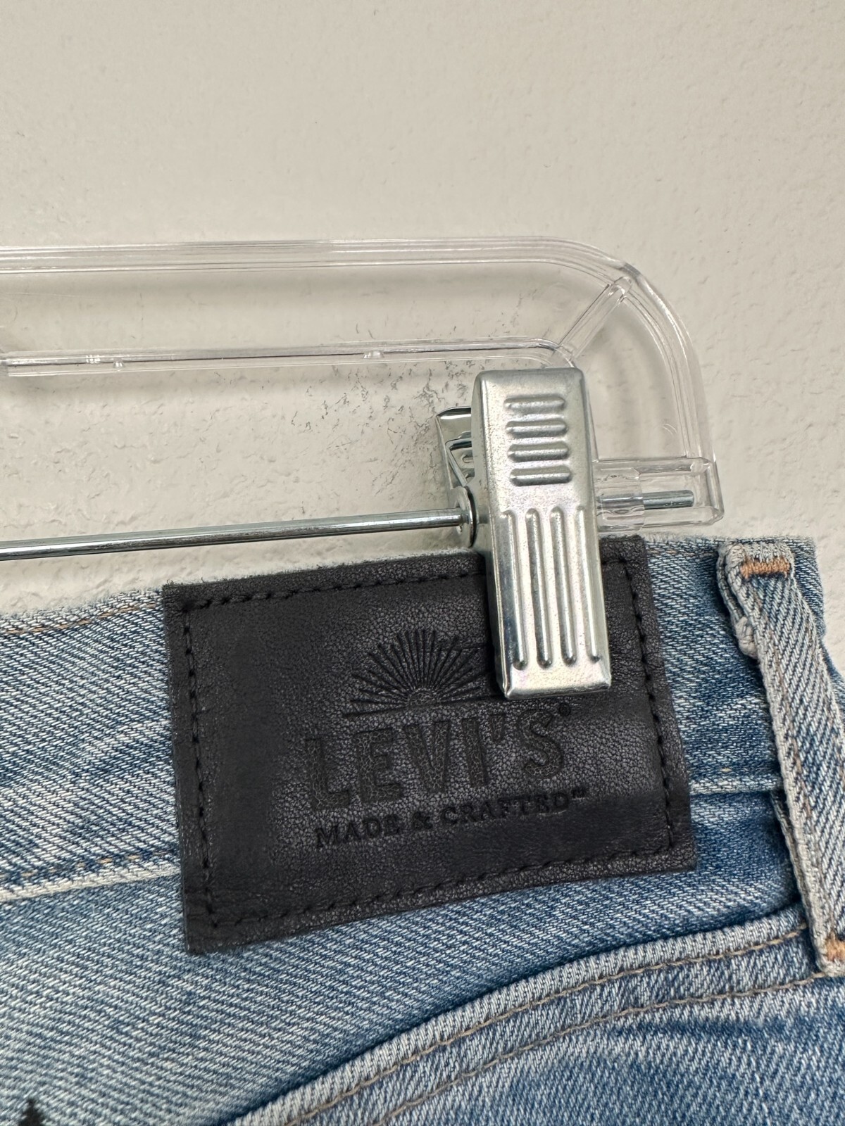 Levi’s Made & Crafted Arrow Jeans Embroidered Light Wash Straight Leg Women’s 27