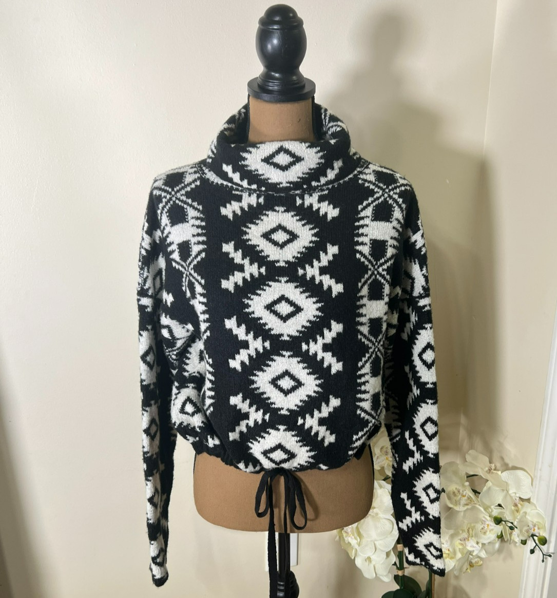Black White Aztec Turtleneck Sweater Junior L Drawstring Hem Boho Western Cozy