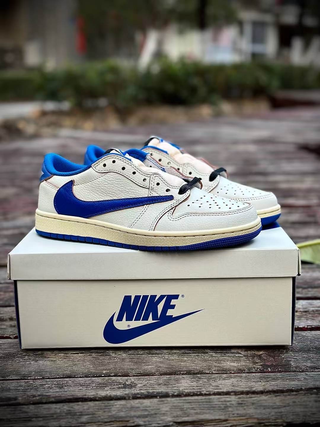 DM7866-104 Fragment Design x Travis Scott x Air Jordan 1 Retro Low OG SP ‘Sail