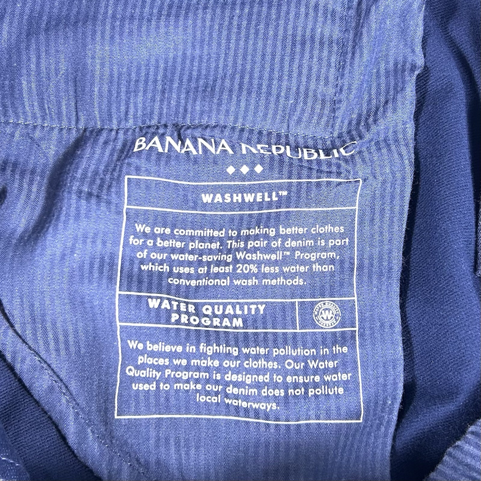 NWT Banana Republic Men’s 36×32 Blue Heather Athletic Fit Travel Jeans (36×31)