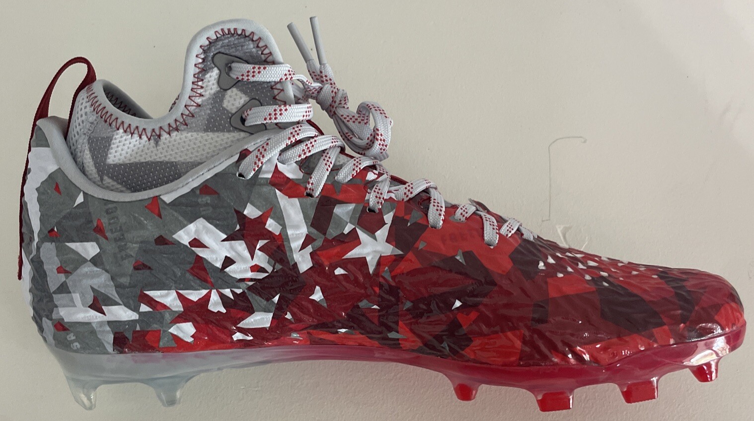 LIMITED EDITION FREEDOM UNDER ARMOUR SPOTLIGHT CLONE MC LE FOOTBALL CLEATS 12.5