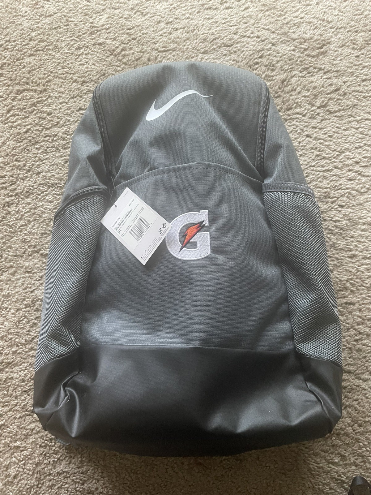 Nike Gatorade Brasilia Training Backpack -24 L Color Grey/Black -New with tags