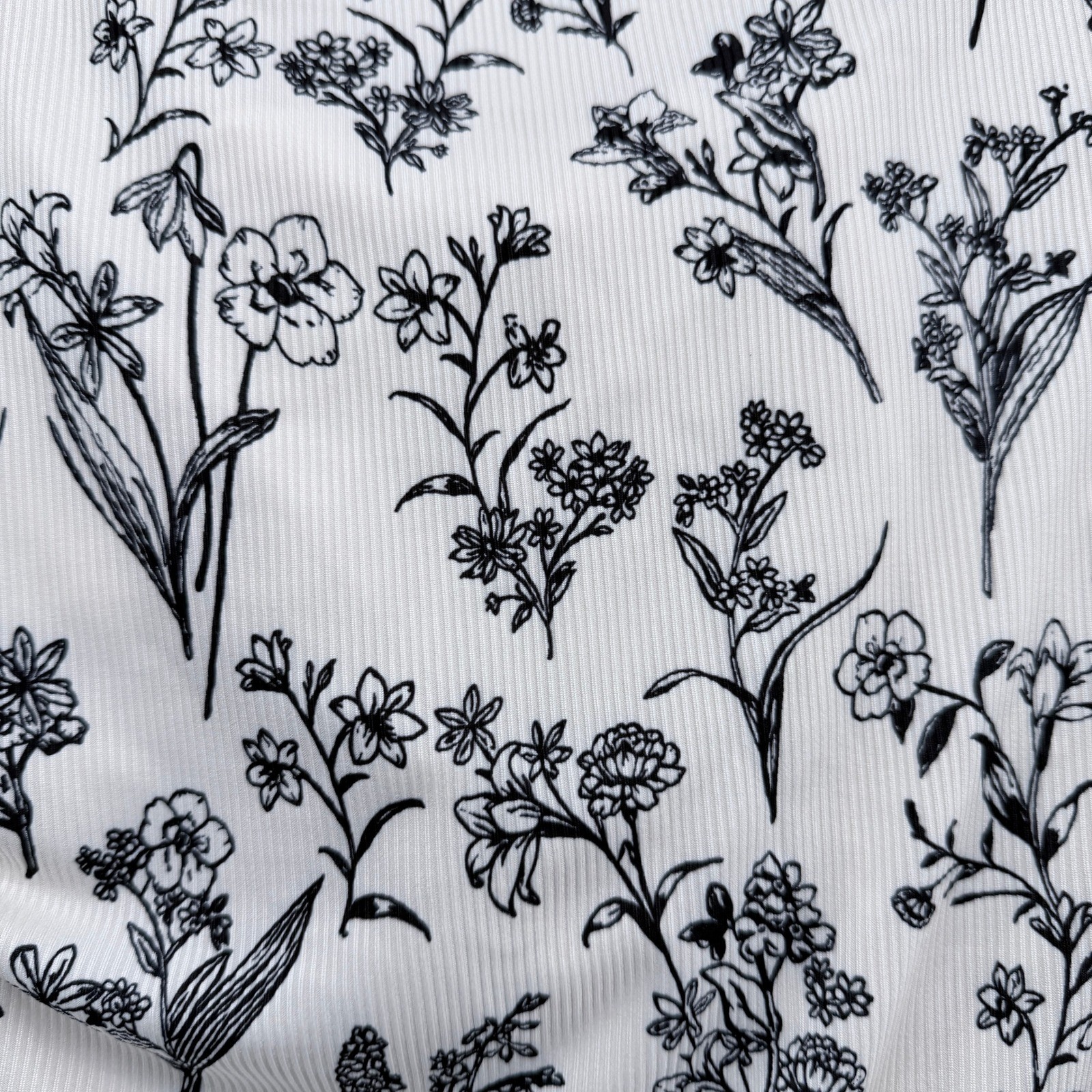 YOZY Floral Ribbed Long Sleeve Bodysuit White Black Ruched Square Neck XL NWT