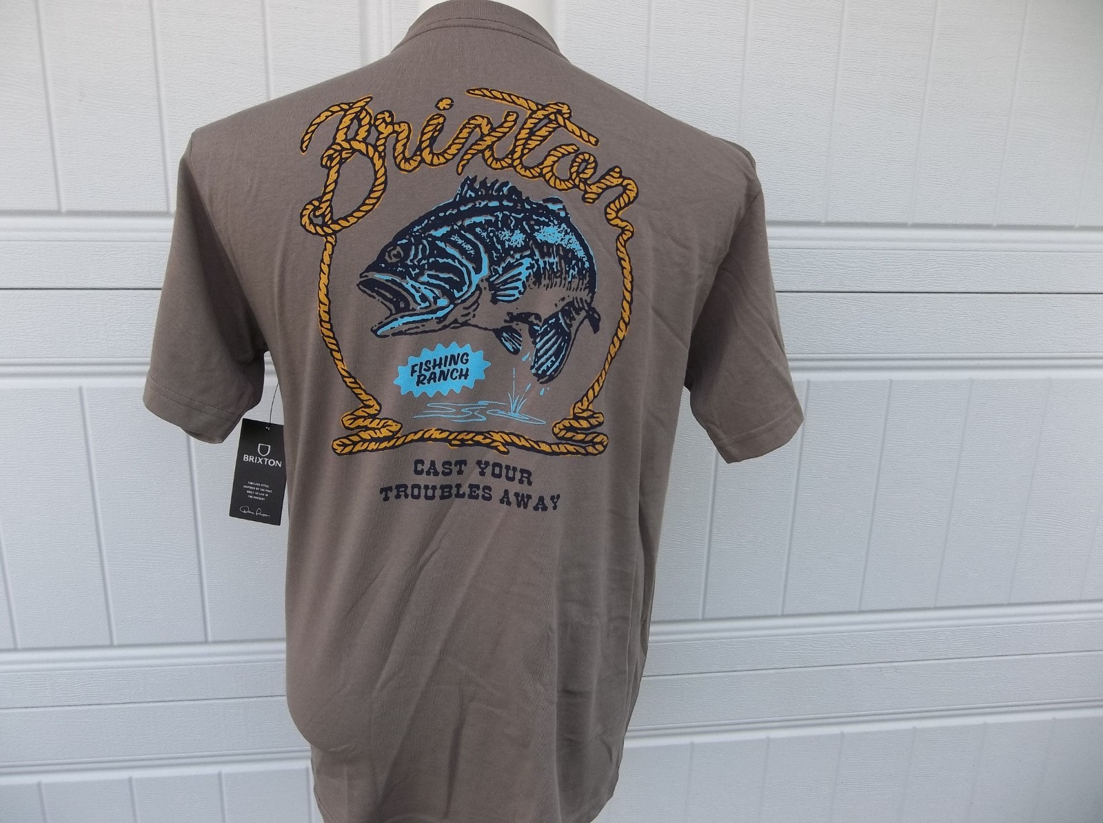 NWT MEN’S BRIXTON CAST STANDARD TEE SHIRT.MEDIUM.BRAND NEW FOR 2026.