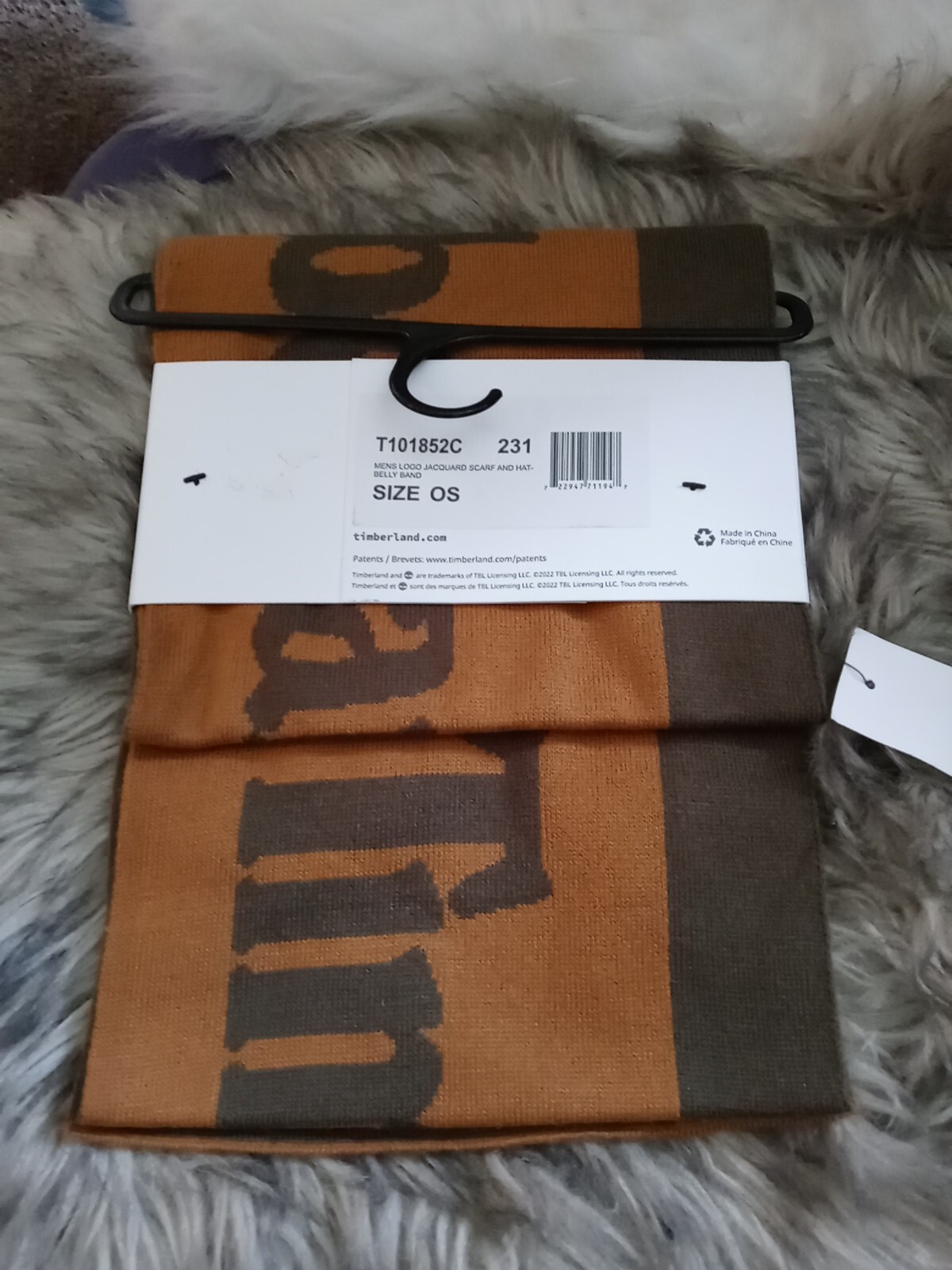 Timberland New Scarf Missing The Hat Has A Hole As Shown In The Picture Men