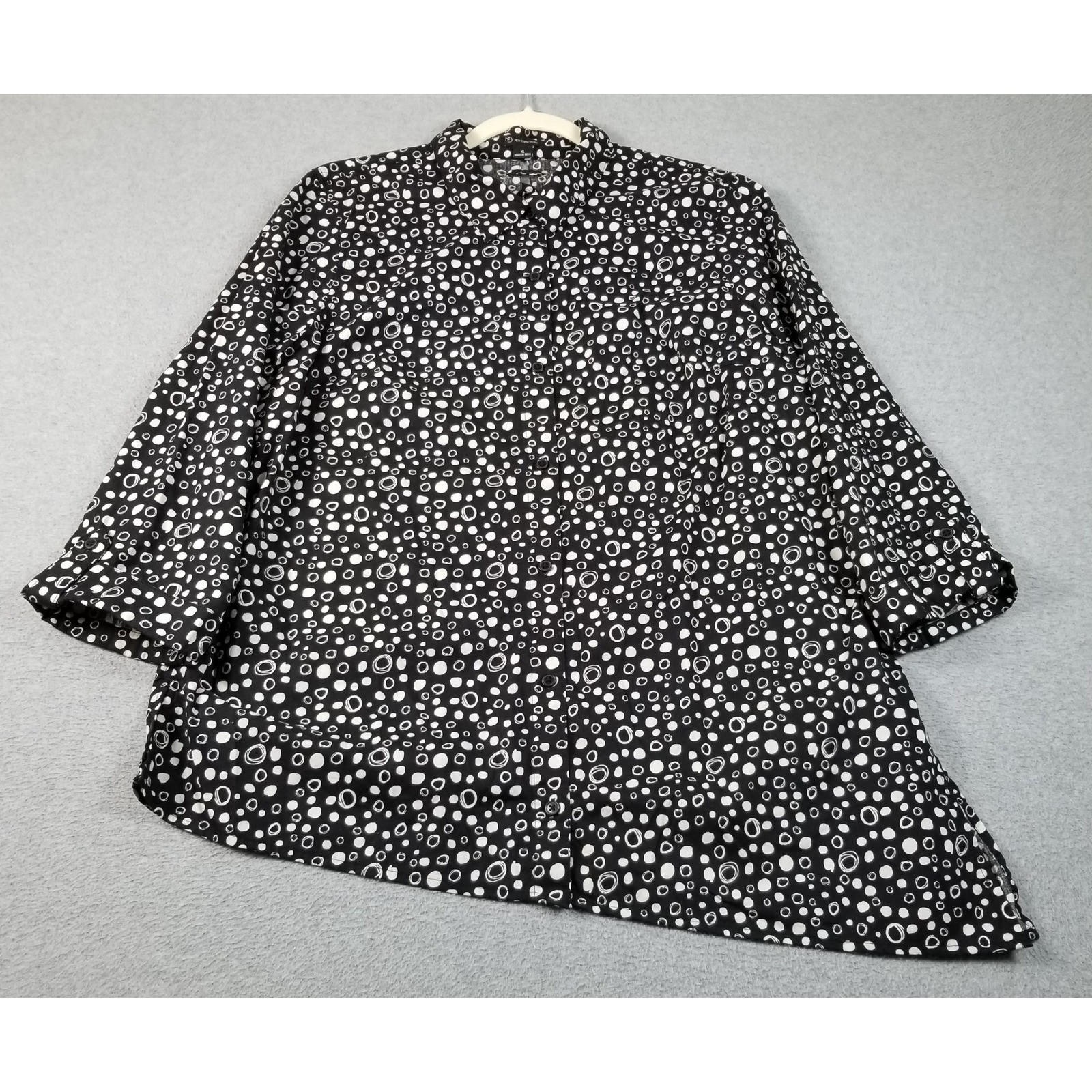 New Directions Button Up Shirt Women’s XL Black White Polka Dot Asymmetric Artsy