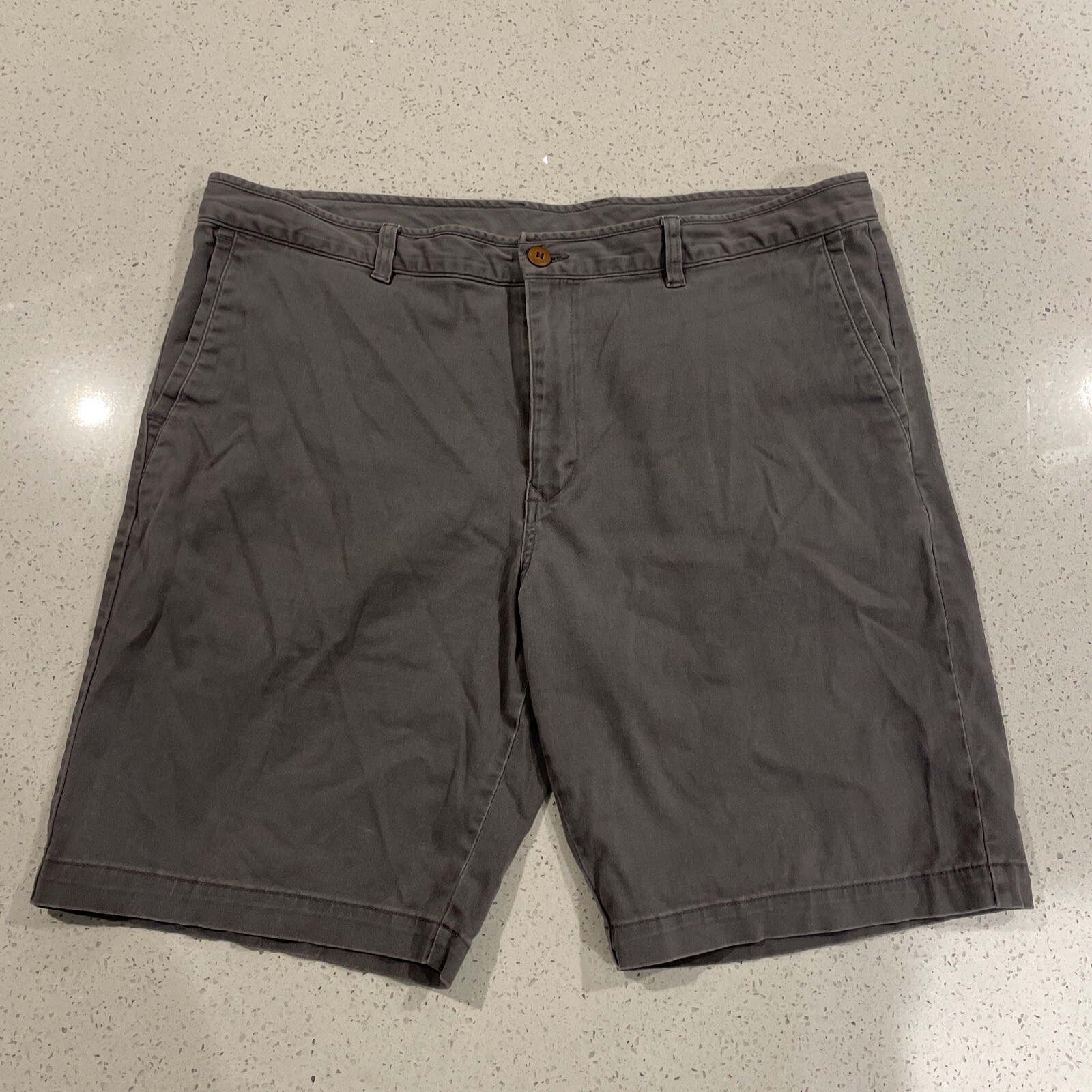 Tommy Bahama Men’s 40 Relax Gray Bermuda Shorts 40″ 9.25″ 12.75″