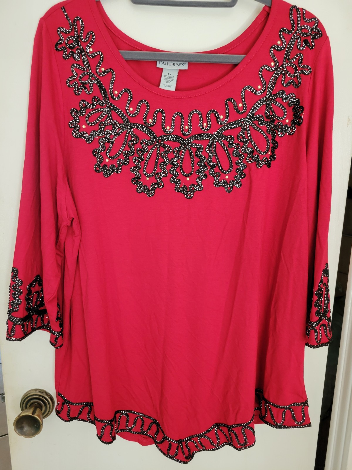 Catherines Size 0X (14-16) Tunic Embellished Braided Red/Black/Gold Holiday