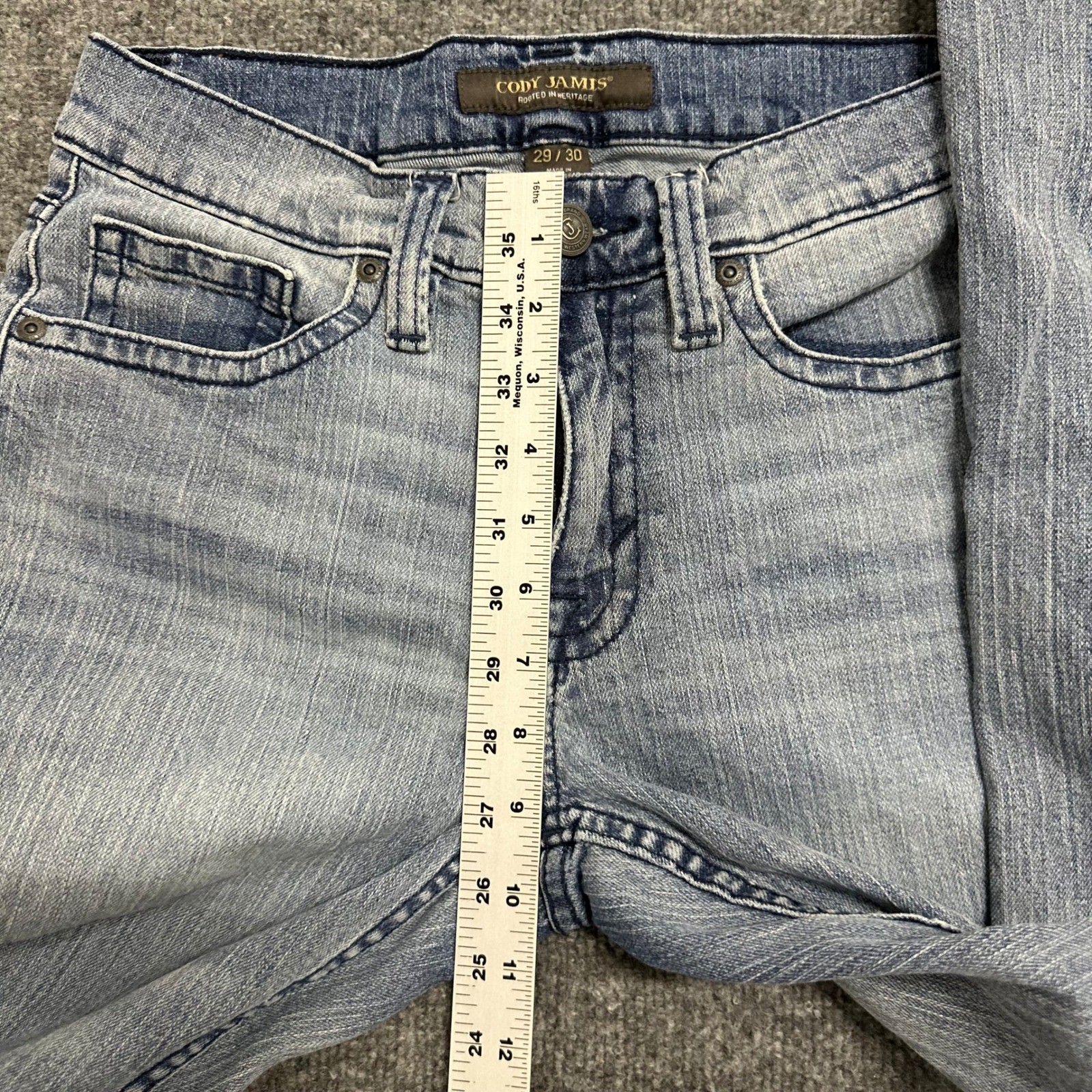 Cody James Jeans Mens Size 29/30 Light Wash Straight Leg Western Denim Excellent