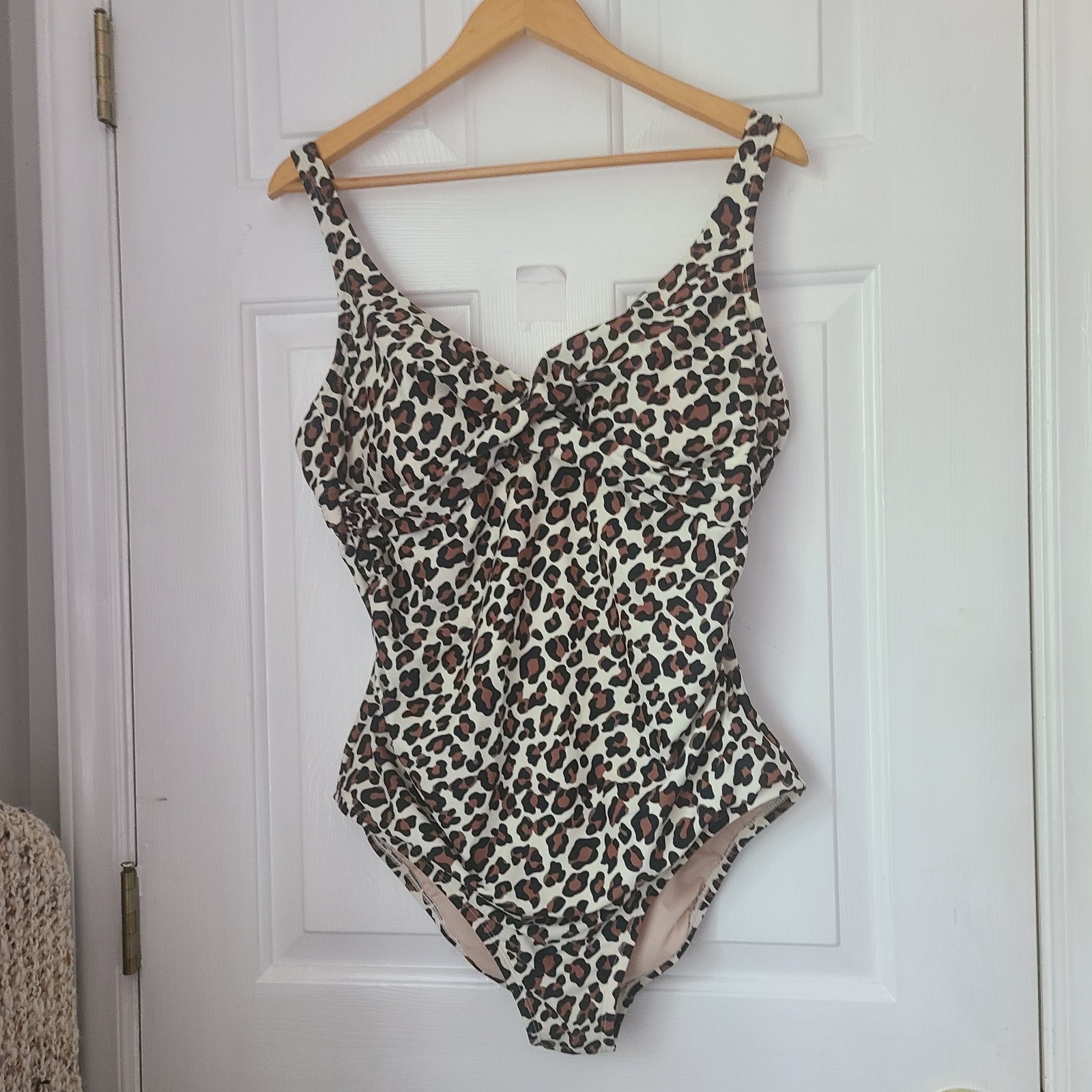 Kona Sol Leopard Print Shirred One Piece Swim Suit Sz XL Black Cream Resort New
