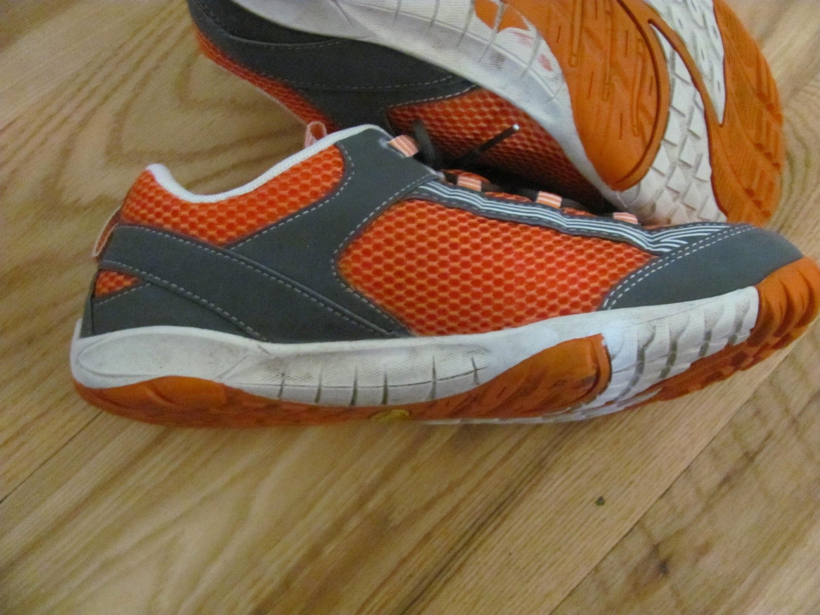 Merrell Orange Flux Glove Minimalist Shoes Synthetic Mesh Upper Lace Up Kids 6