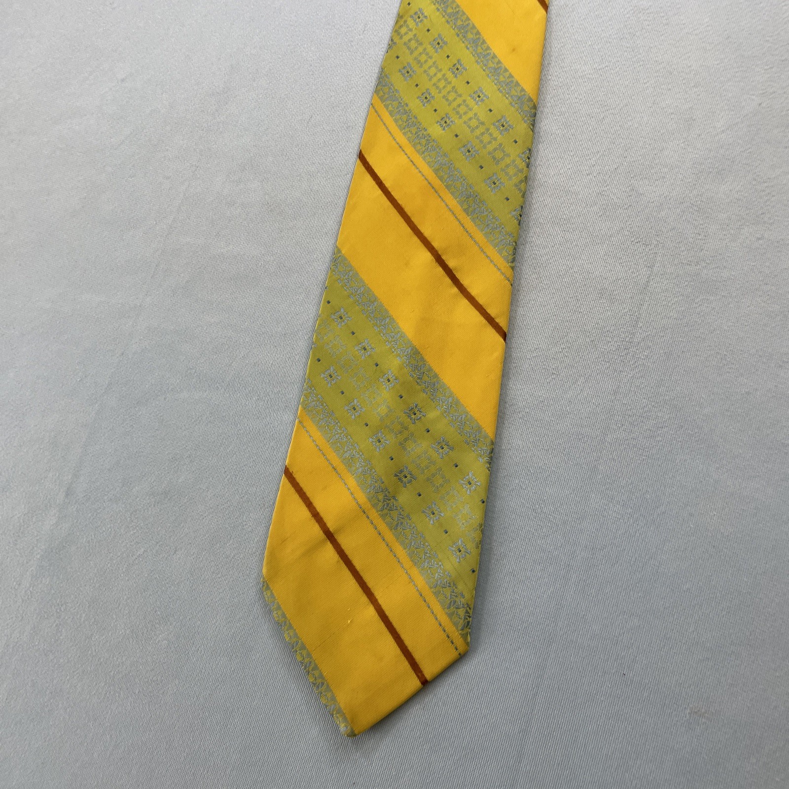 vtg 70s Trevira Cornel Swing Tie Southwest Rockabilly Stripe Yellow Green 4×57