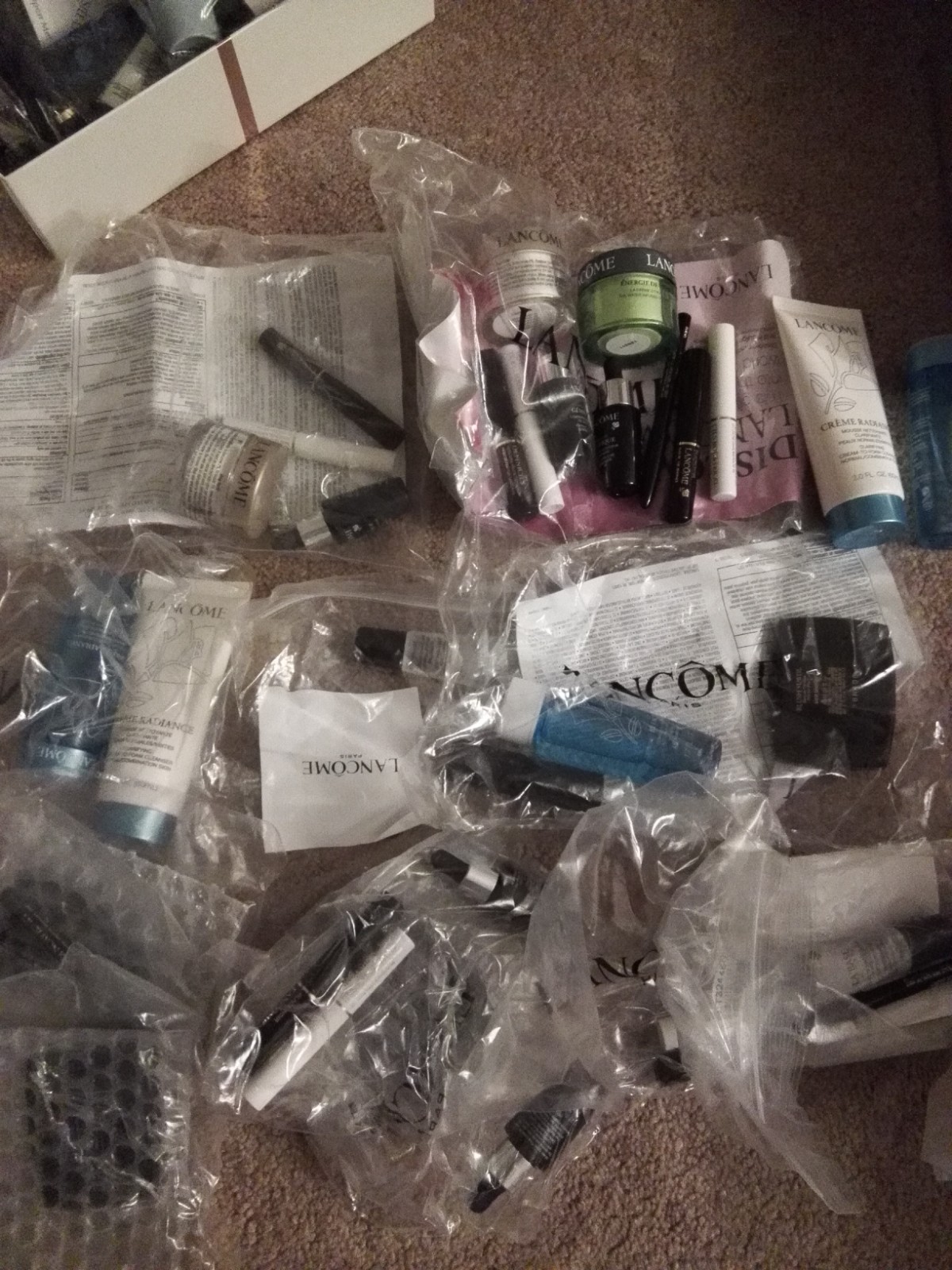 Mystery Bundle Box Sale, Clothes/Shoes/Accessories/Bedding/Beauty, Women/Men/Kid