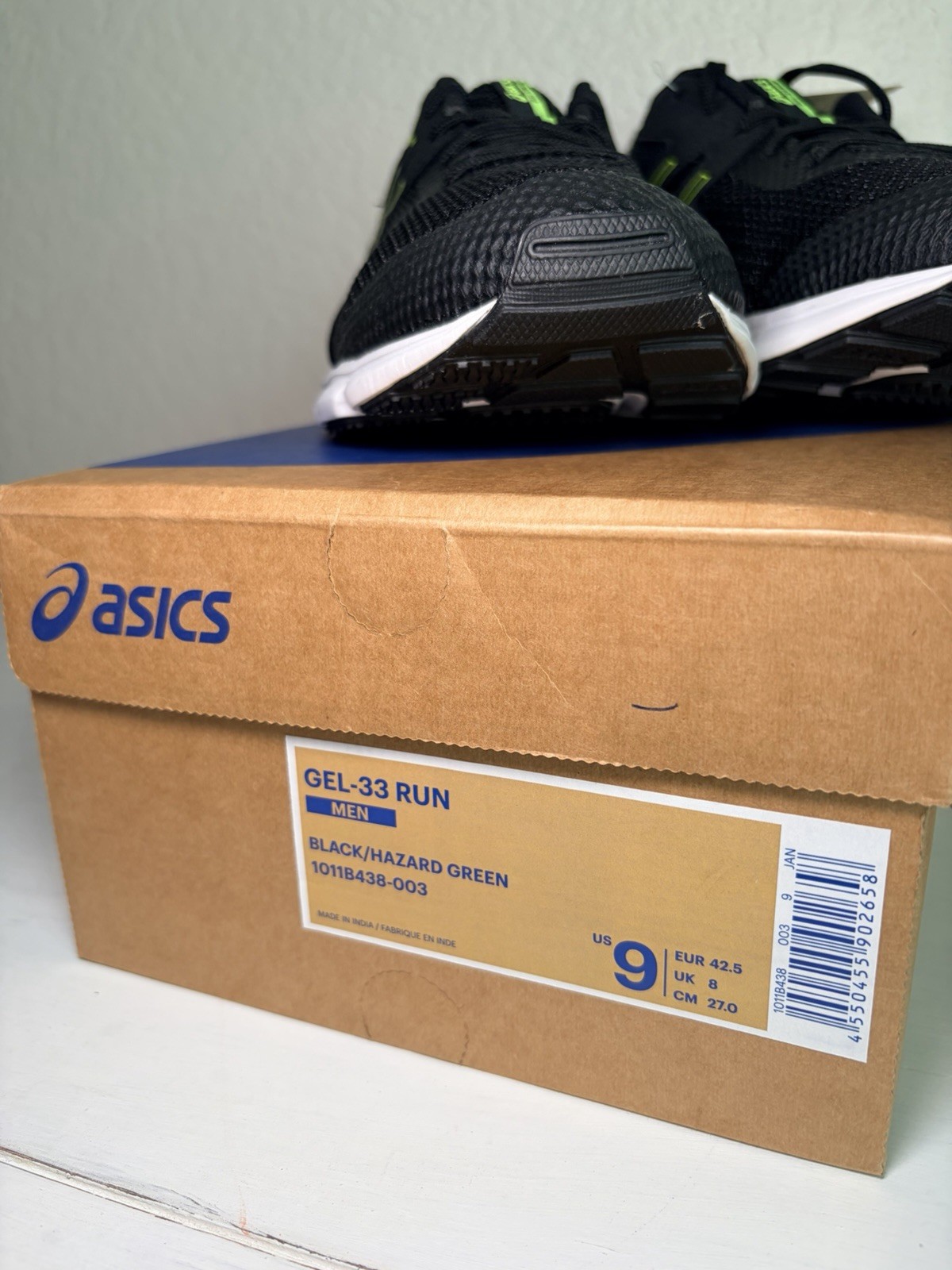 Size 9 – Asics Gel 33 Run Black New