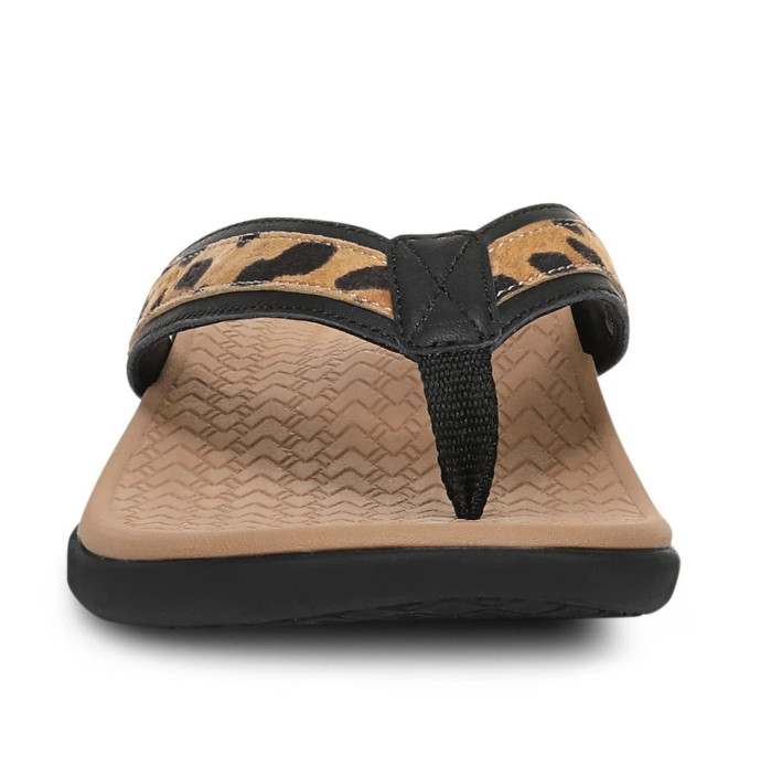 VIONIC Womne’s Tide 2.0 Toe Post Sandal, Black Leopard Print Suede