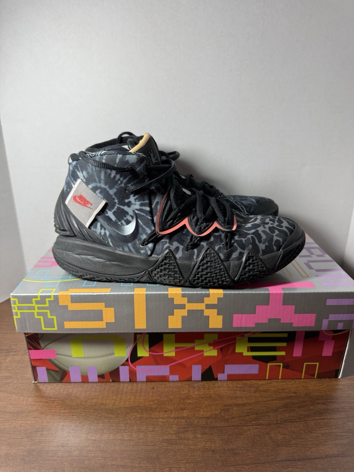 Size 5.5 – Nike Kybrid S2 What The