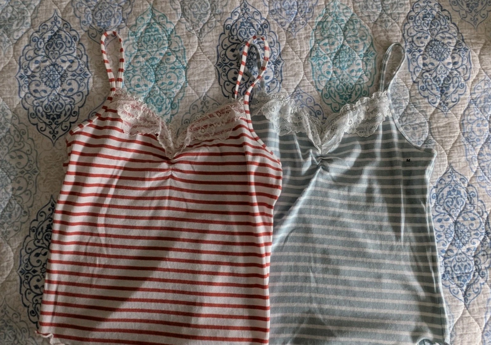 *NWT Lot Of 2* American Eagle Sz M Stripe Lace Cami Tank Top Crop Ribbed