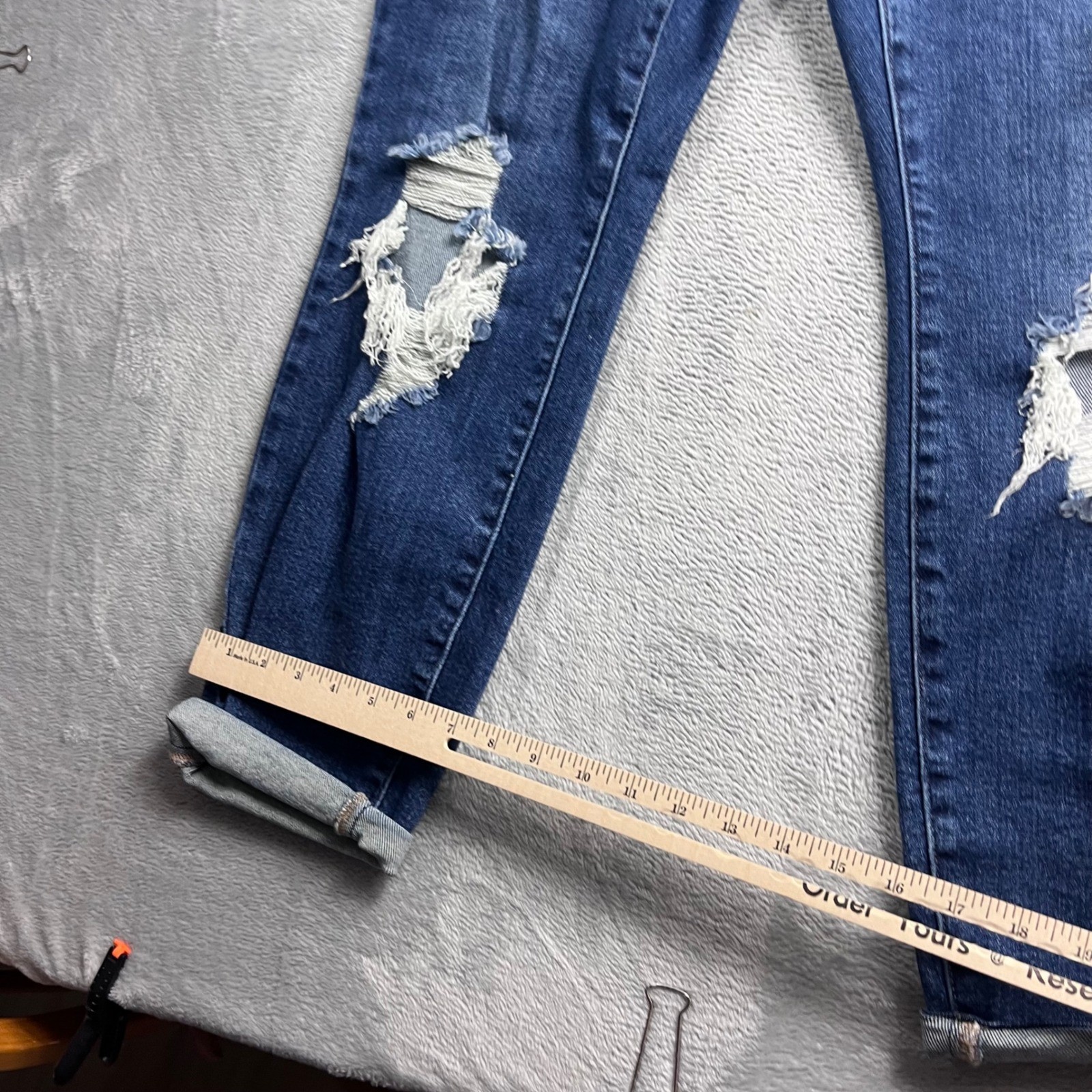 Judy Blue Distressed Boyfriend Jeans Medium Wash High Rise Ripped 14W JB88220