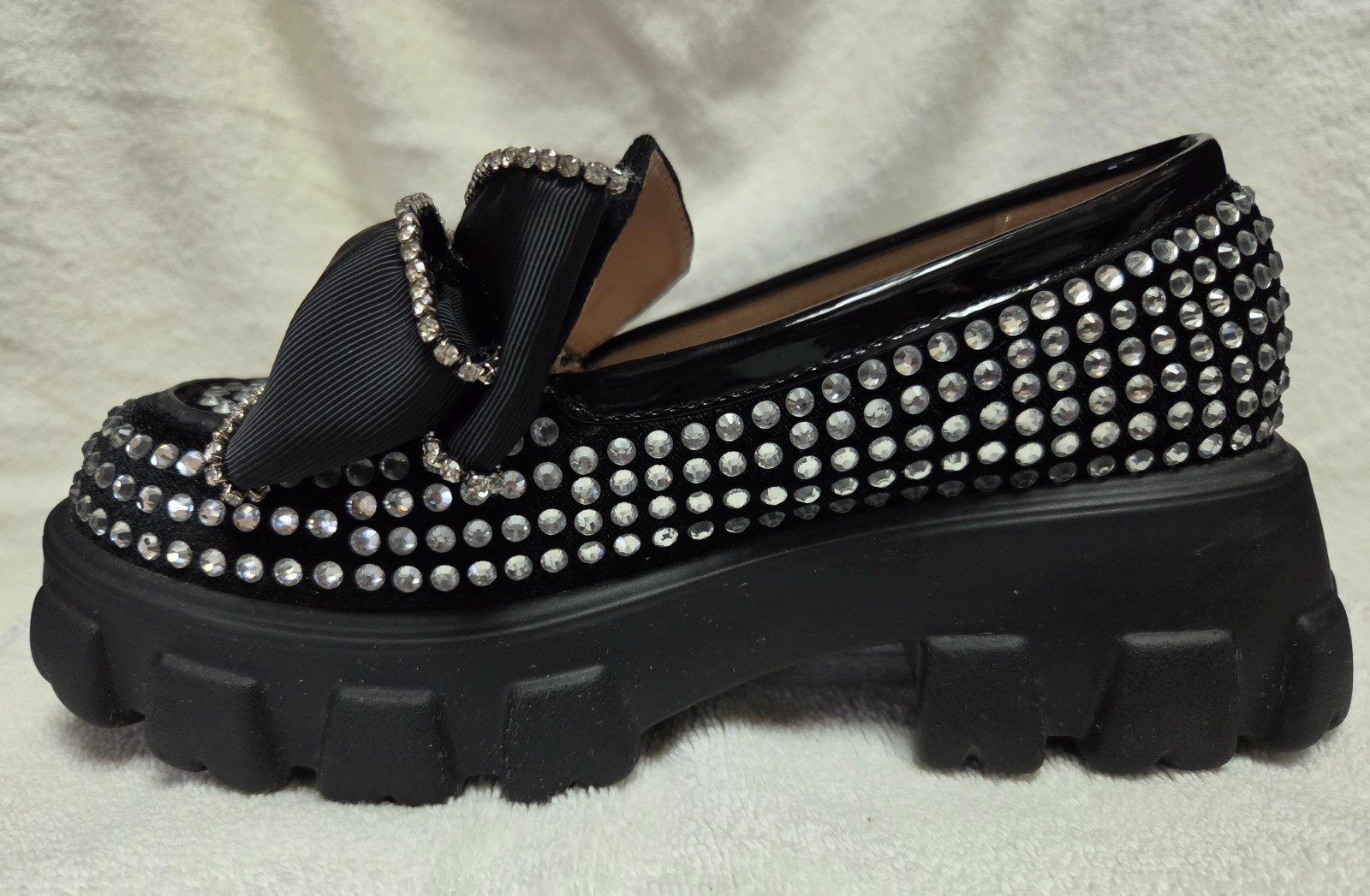 Betsey Johnson Vincent Bow Black Rhinestone Chunky Platform Loafer Women’s 5.5 M