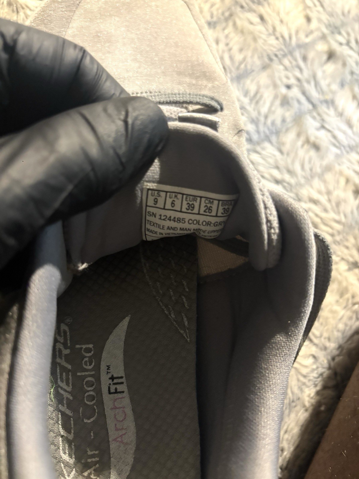 Skechers Air-Cooled Arch Fit Gray Women’s Sneakers Size 9