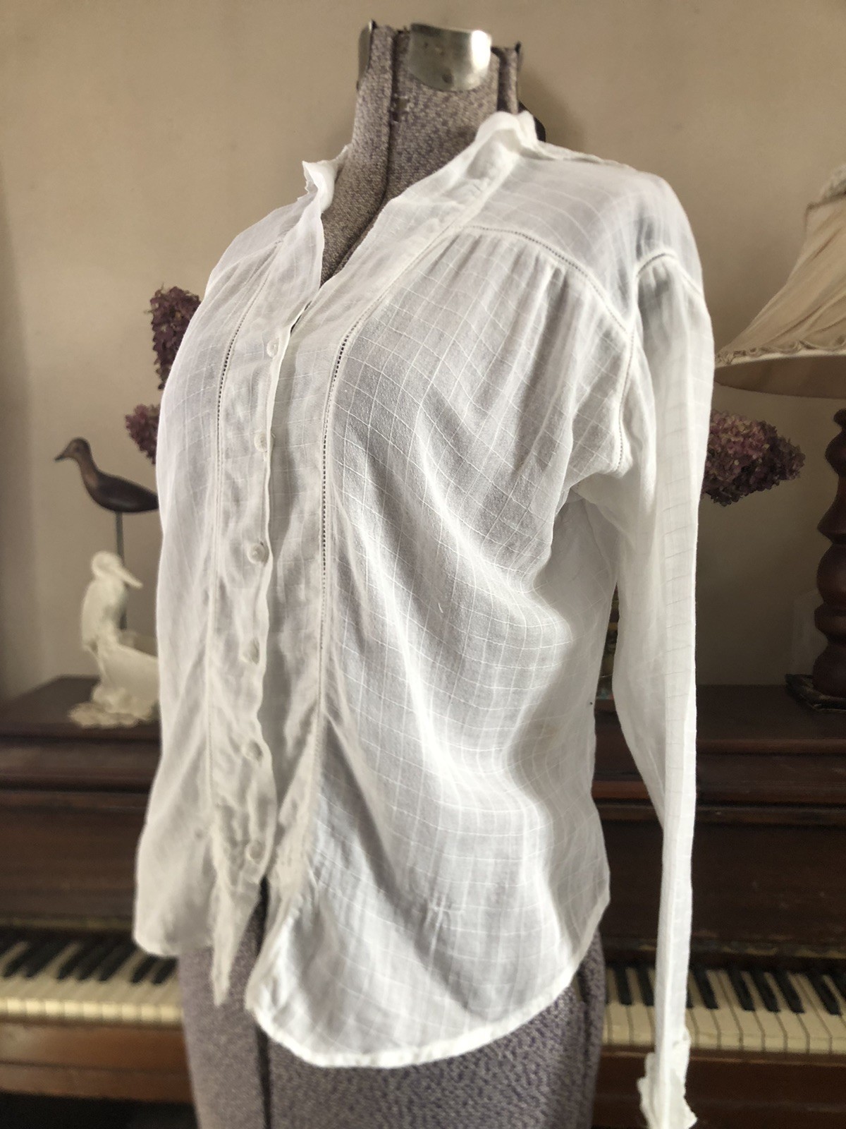 Vintage Antique 1900’s Embroidery Trim Fine Cotton Pretty Detail Blouse B 34/36”