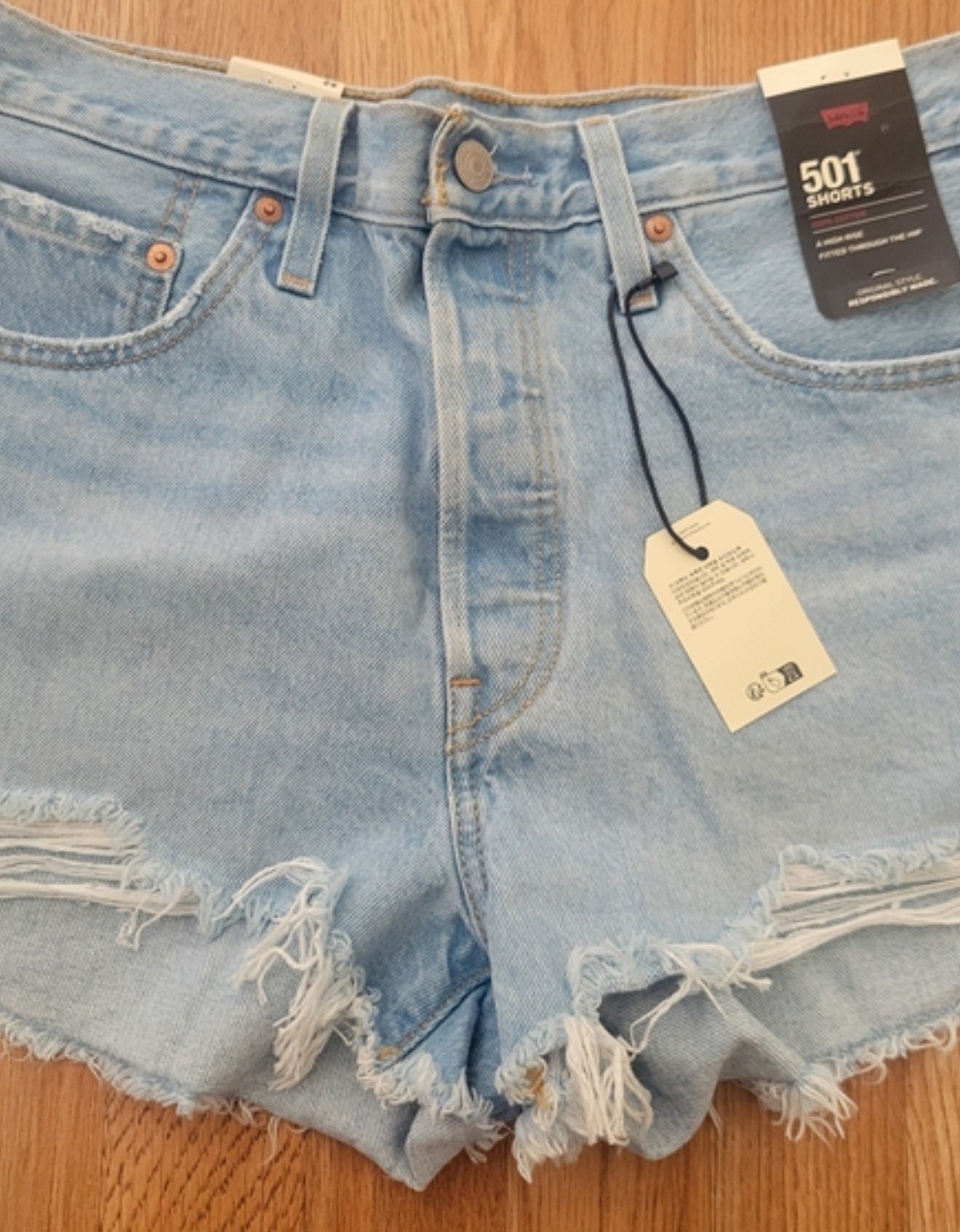 Levi’s 501 Original Fit Women’s High-Rise Shorts